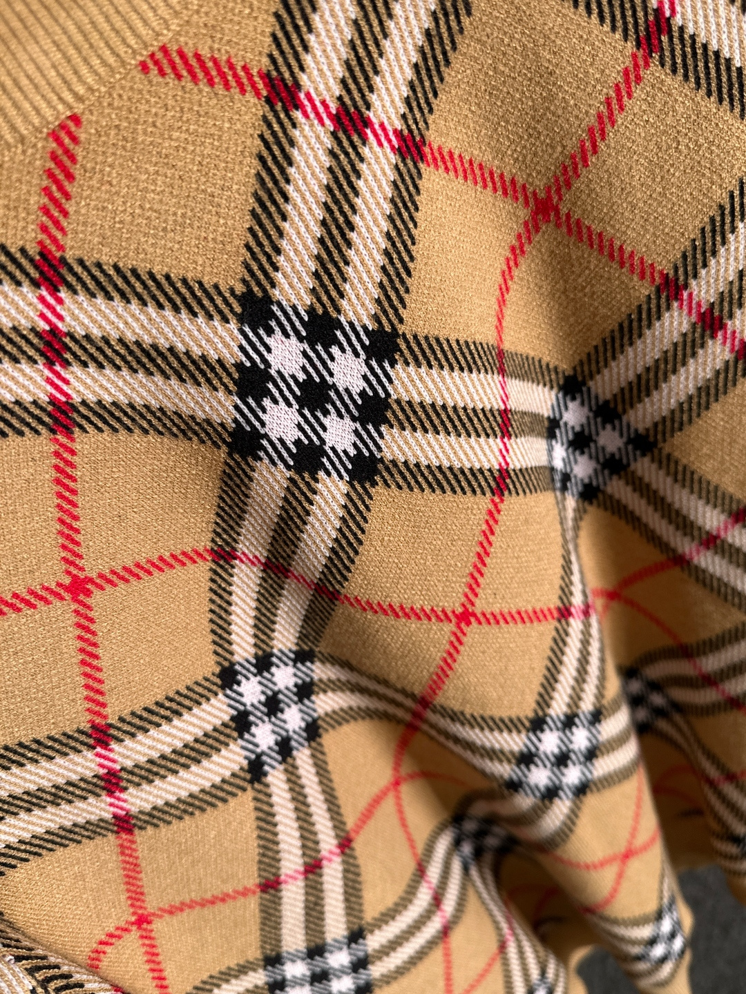 BBR 2025秋冬全身提花新款简约圆领针织羊毛衫，精致工艺专柜面料，顶级元素融合打造，经典3标齐全，潮