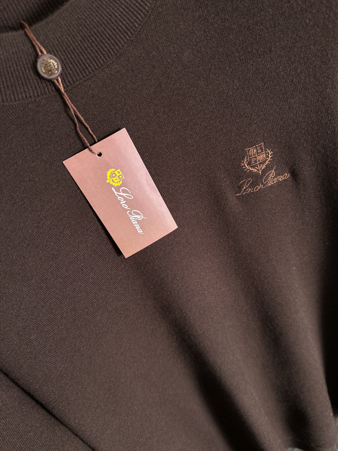 lP🆕 英伦雅痞绅士老钱们强烈推荐 经典圆领绵羊毛毛衣 经典刺绣低调奢华简约设计 保暖舒适 有型商务通勤