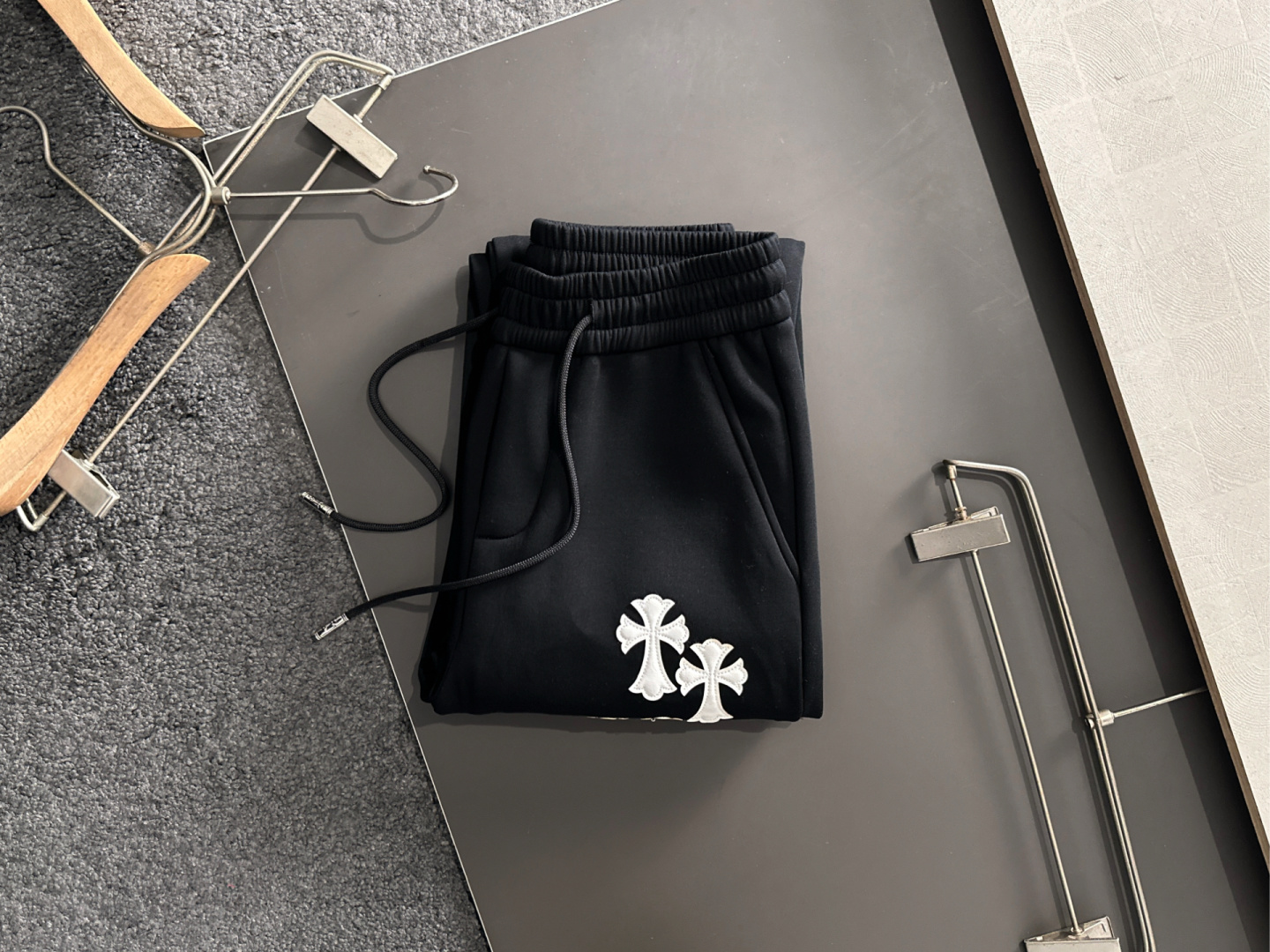 CH 2025秋冬新品休闲裤，经典款百看不厌，裤身工艺设计，进口客供辅料、面料定制，每个细节做到极致，原