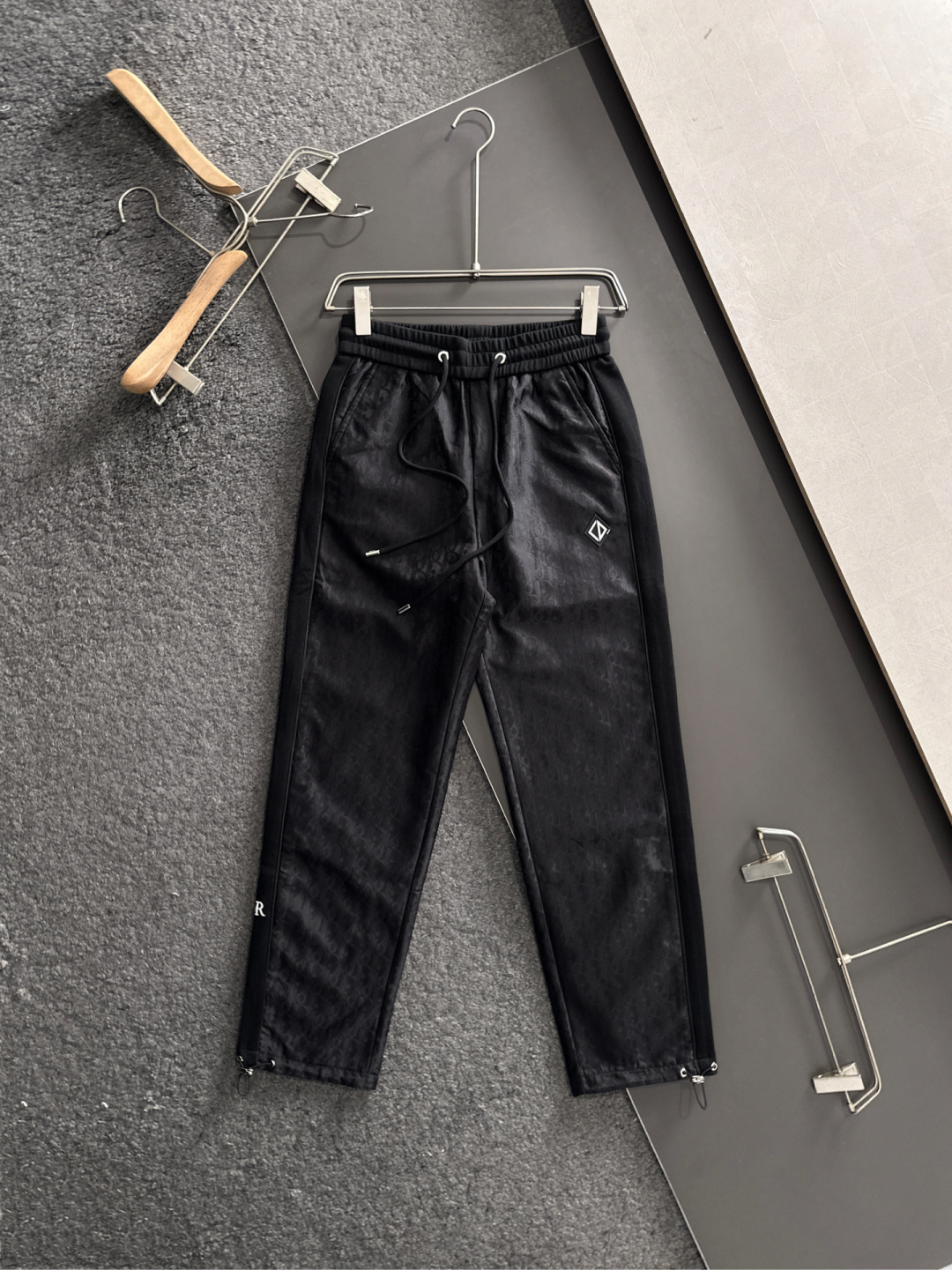 CH 2025秋冬新品休闲裤，经典款百看不厌，裤身工艺设计，进口客供辅料、面料定制，每个细节做到极致，原