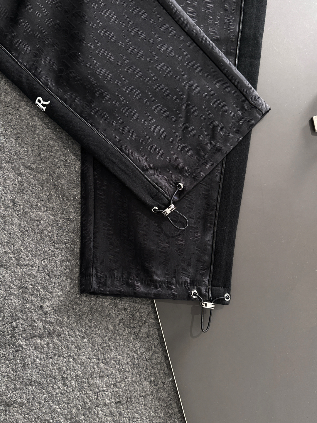 CH 2025秋冬新品休闲裤，经典款百看不厌，裤身工艺设计，进口客供辅料、面料定制，每个细节做到极致，原