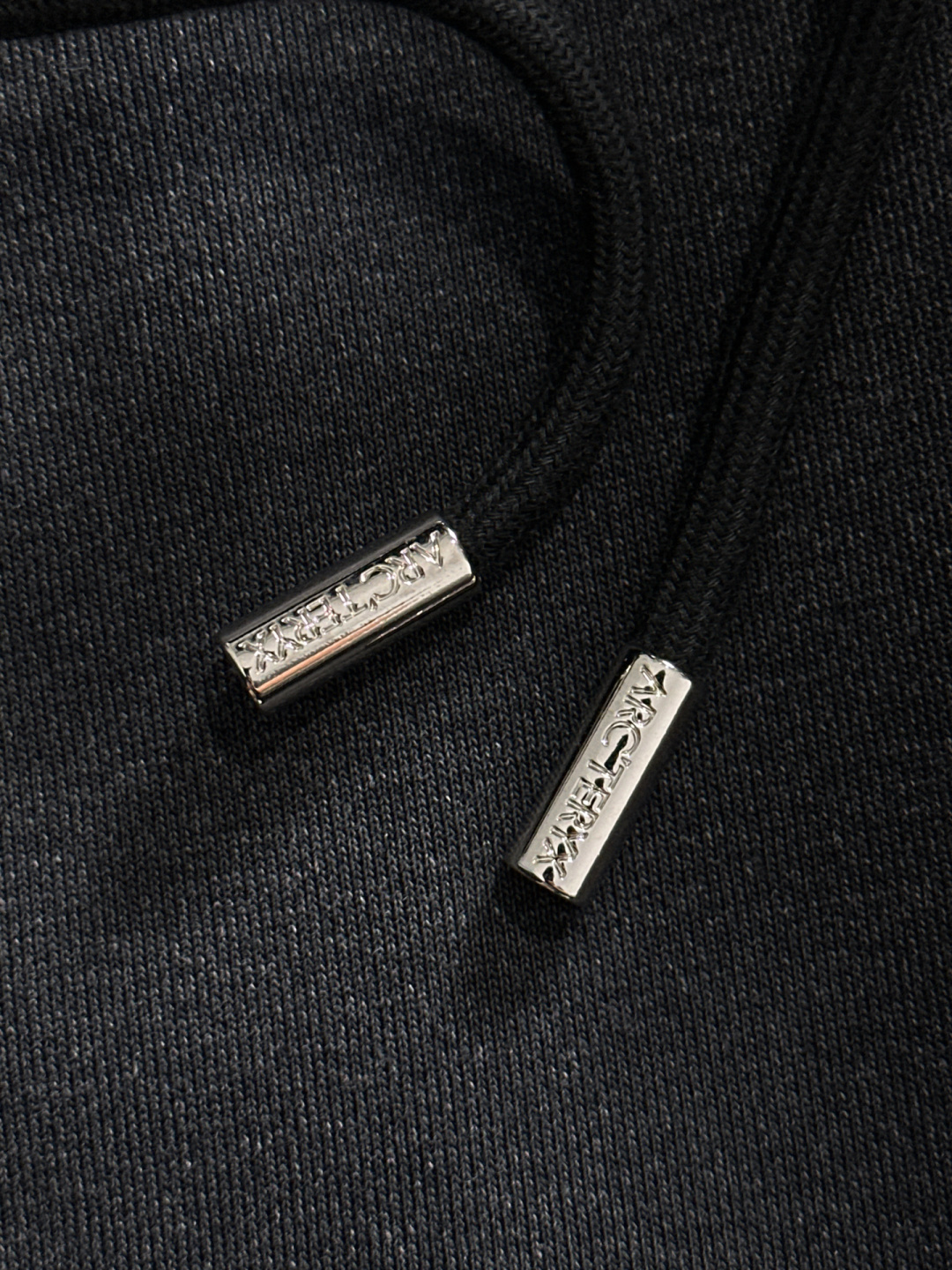 ARC 2025秋冬新品休闲裤，经典款百看不厌，裤身工艺设计，进口客供辅料、面料定制，每个细节做到极致，