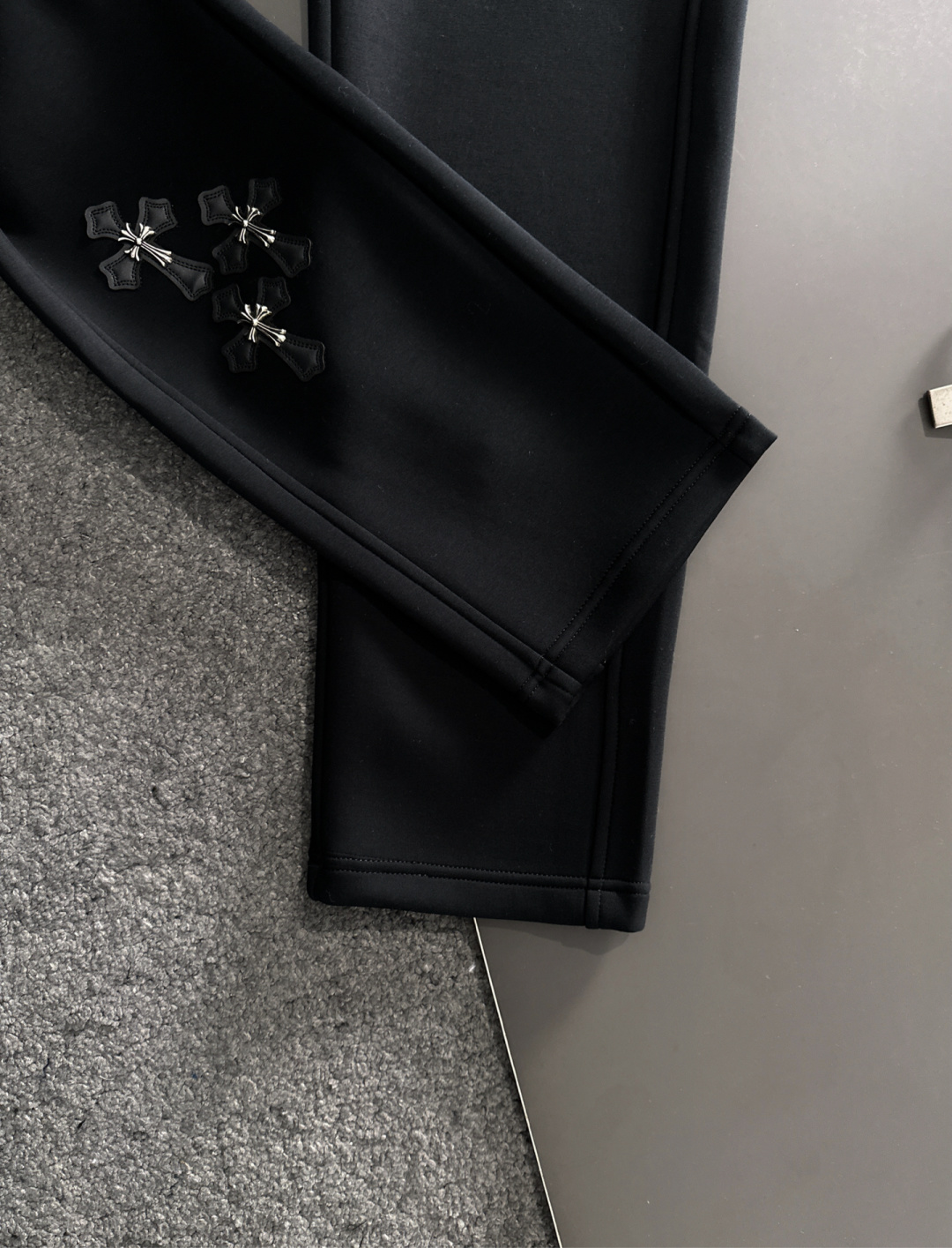 CH 2025秋冬新品休闲裤，经典款百看不厌，裤身工艺设计，进口客供辅料、面料定制，每个细节做到极致，原