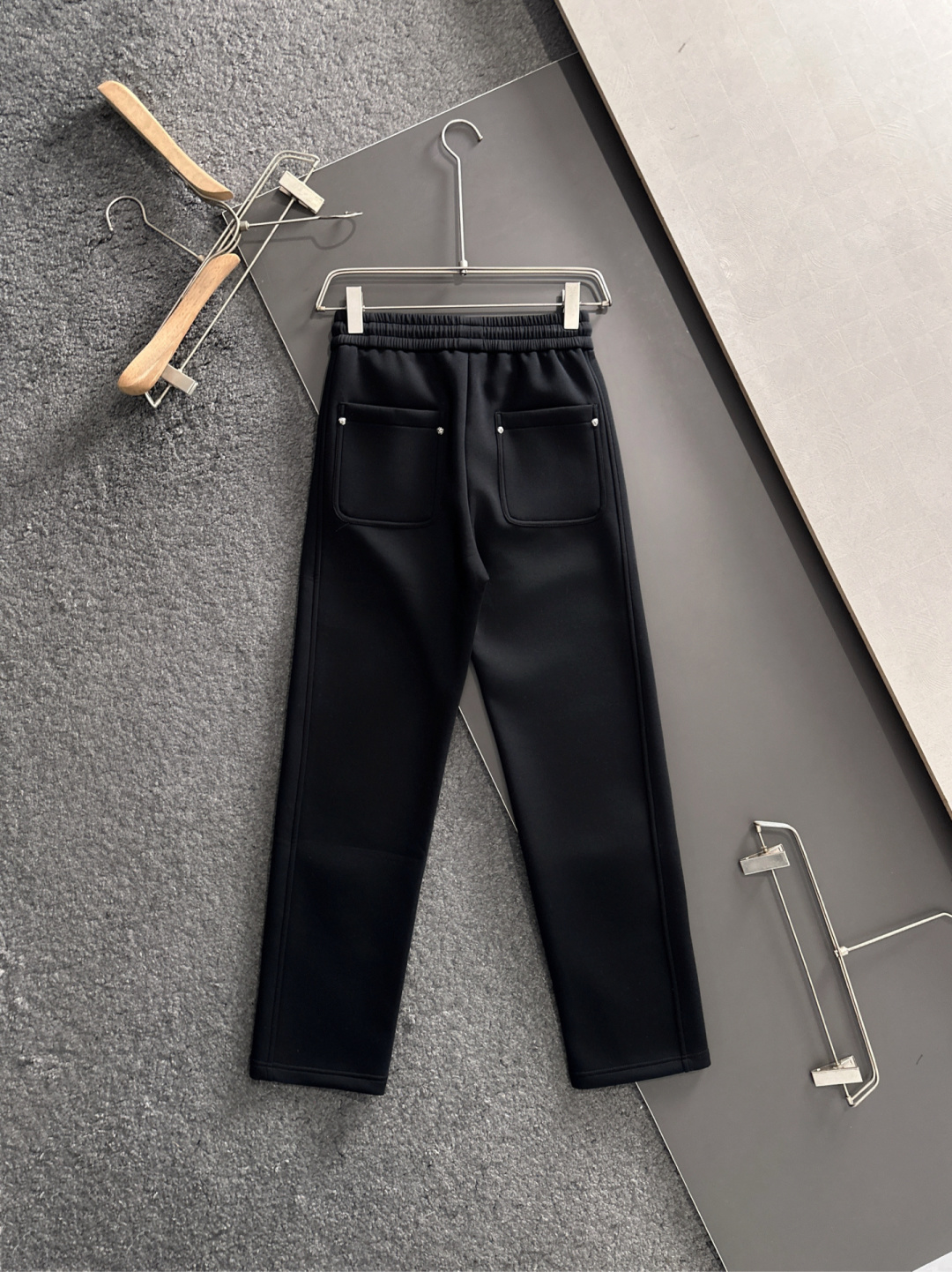 CH 2025秋冬新品休闲裤，经典款百看不厌，裤身工艺设计，进口客供辅料、面料定制，每个细节做到极致，原