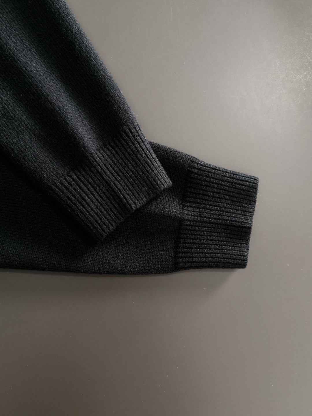 ARC 2025秋冬新品毛衣，休闲时尚保暖，打底单穿都可以进口羊毛混纺羊毛，保暖性很强，不刺激皮肤，可贴