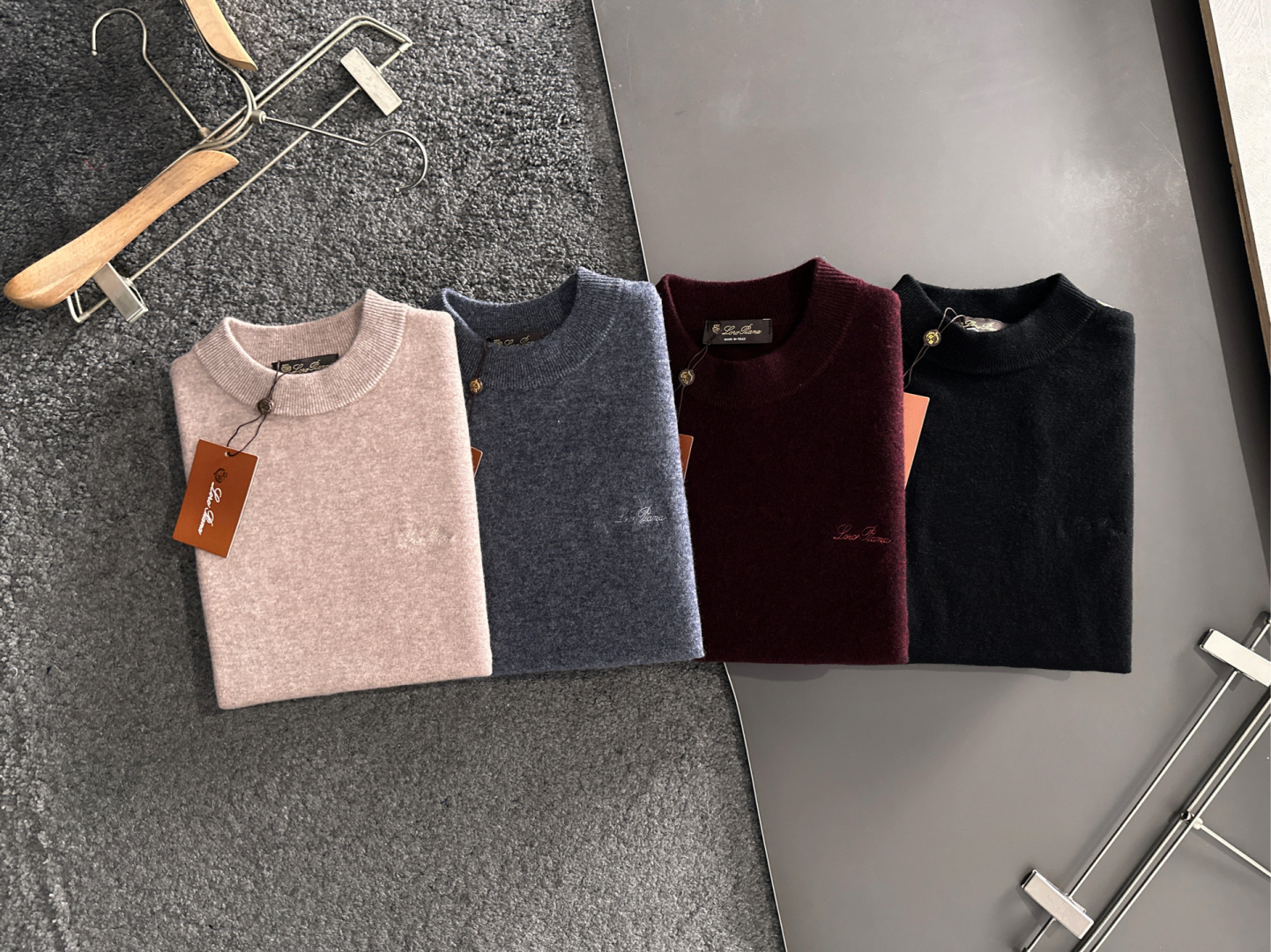 lP🆕 英伦雅痞绅士老钱们强烈推荐 经典圆领绵羊毛毛衣 经典刺绣低调奢华简约设计 保暖舒适 有型商务通勤