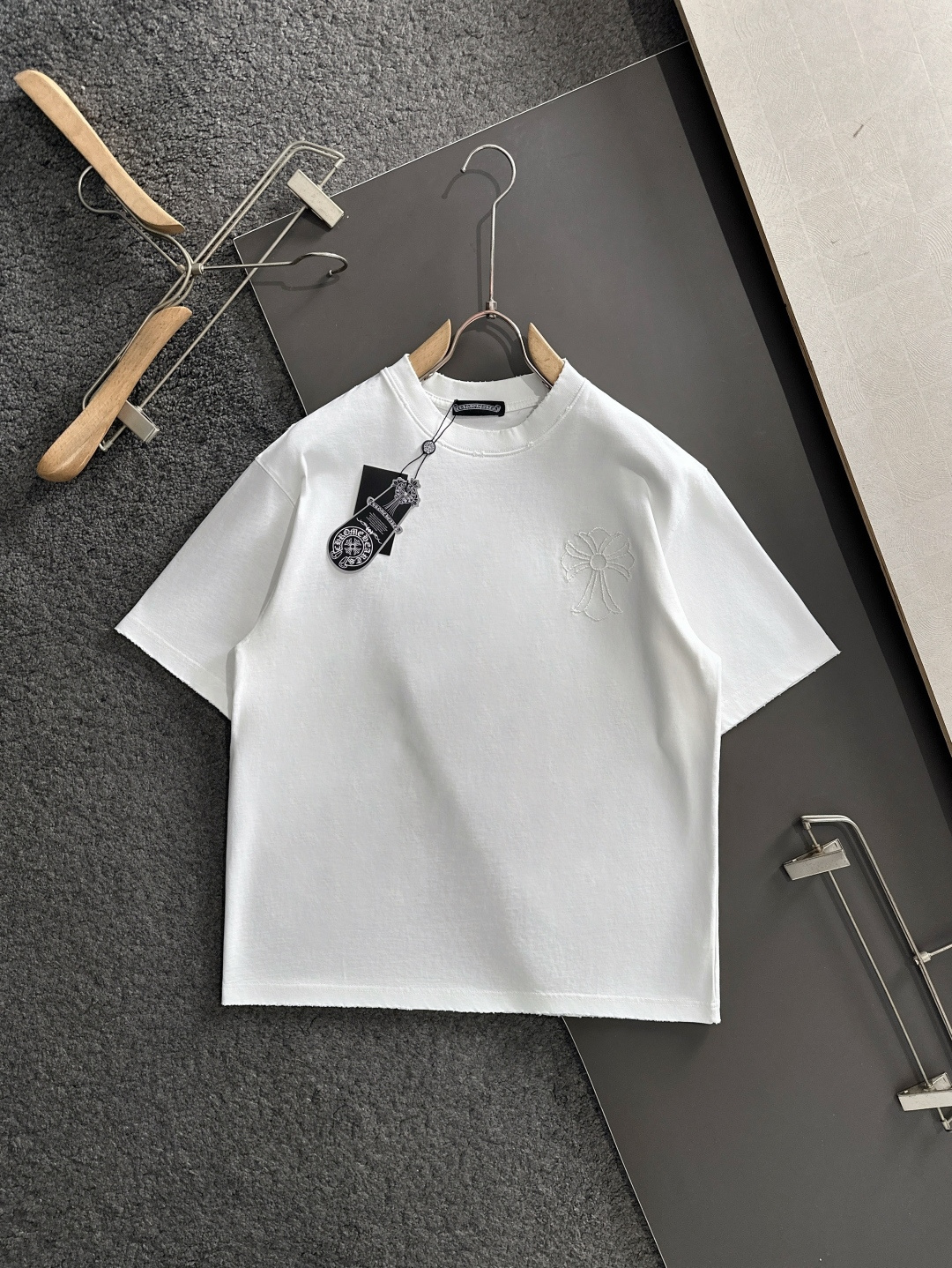 （高版本）CH 2026SS春夏最新款圆领时尚短袖T恤，官网同步，专柜纯棉面料！贴肤舒适，耐看又好穿，领