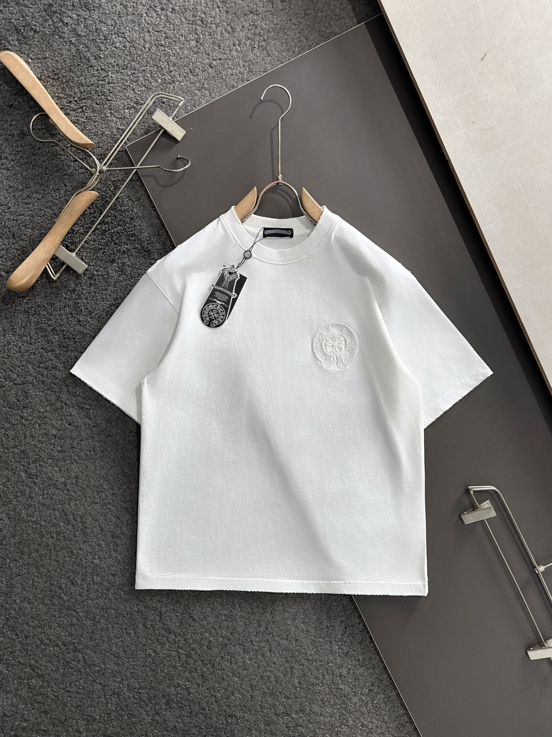 （高版本）CH 2026SS春夏最新款圆领时尚短袖T恤，官网同步，专柜纯棉面料！贴肤舒适，耐看又好穿，领