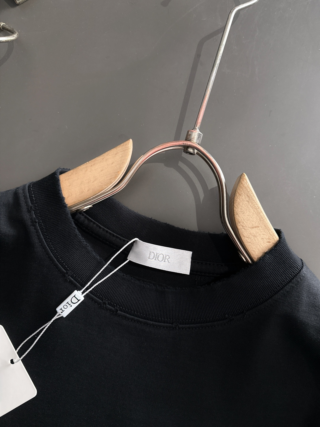 （高版本）CD 2026SS春夏最新款圆领时尚短袖T恤，官网同步，专柜纯棉面料！贴肤舒适，耐看又好穿，领