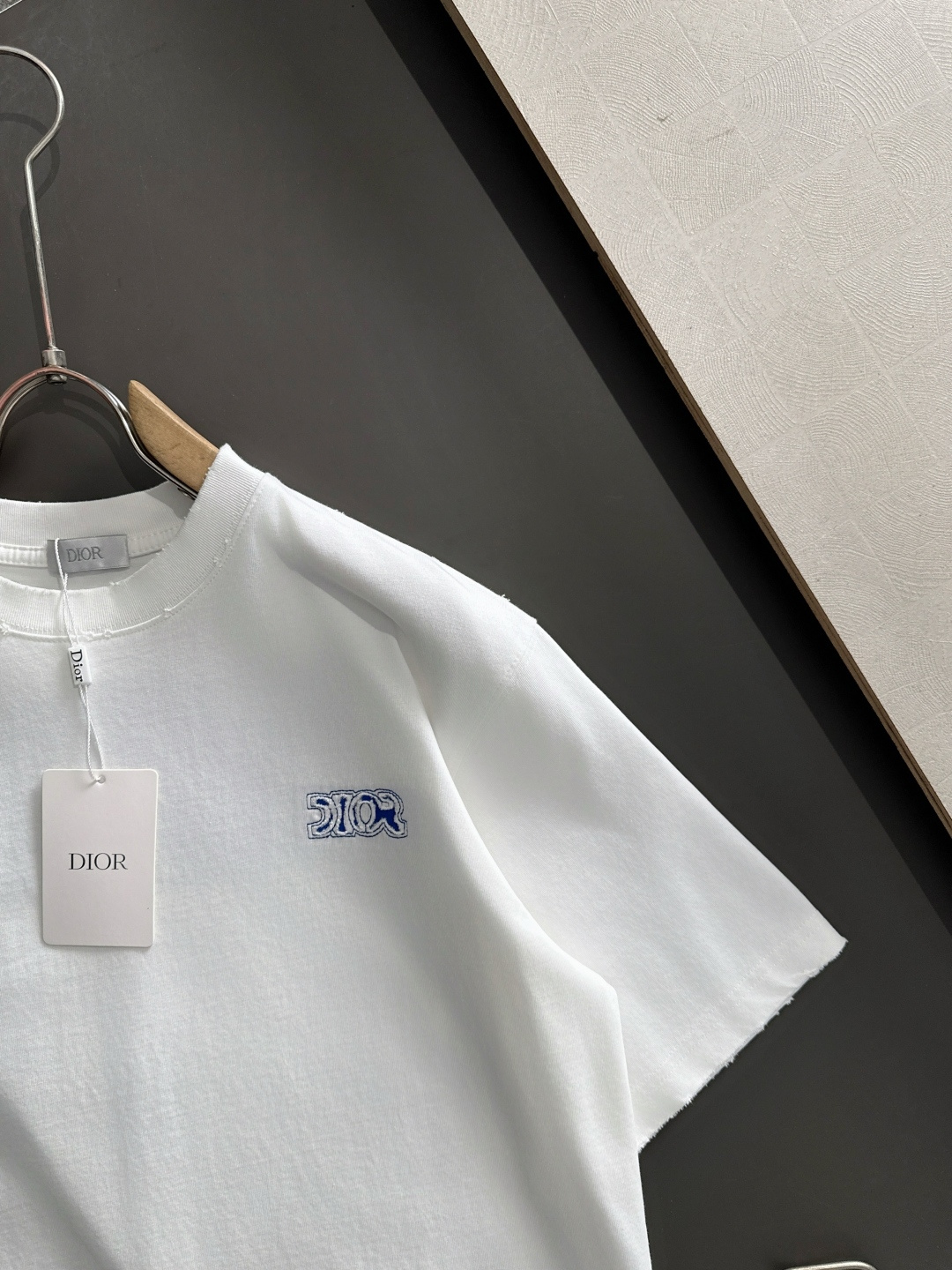 （高版本）CD 2026SS春夏最新款圆领时尚短袖T恤，官网同步，专柜纯棉面料！贴肤舒适，耐看又好穿，领