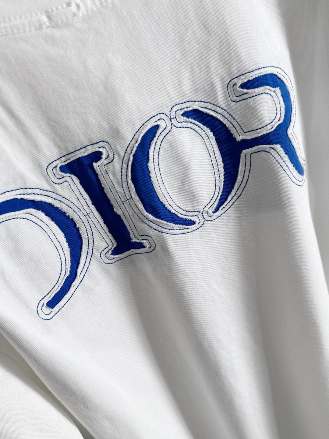 （高版本）CD 2026SS春夏最新款圆领时尚短袖T恤，官网同步，专柜纯棉面料！贴肤舒适，耐看又好穿，领