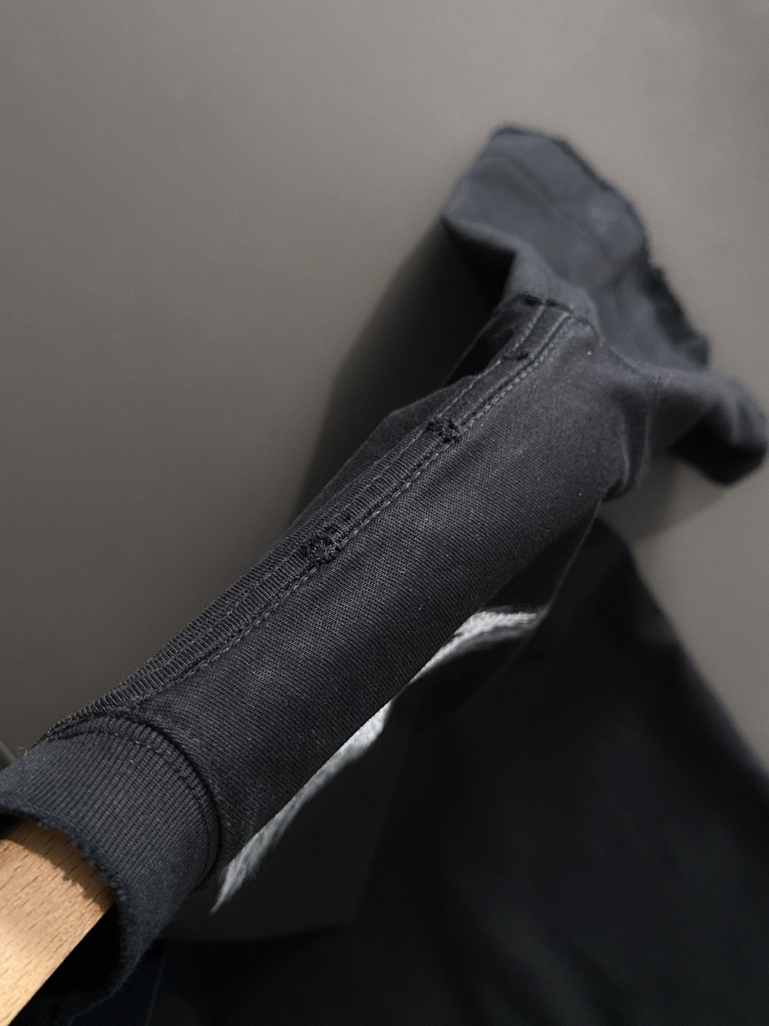 （高版本）1V 2026SS春夏最新款圆领时尚短袖T恤，官网同步，专柜纯棉面料！贴肤舒适，耐看又好穿，领