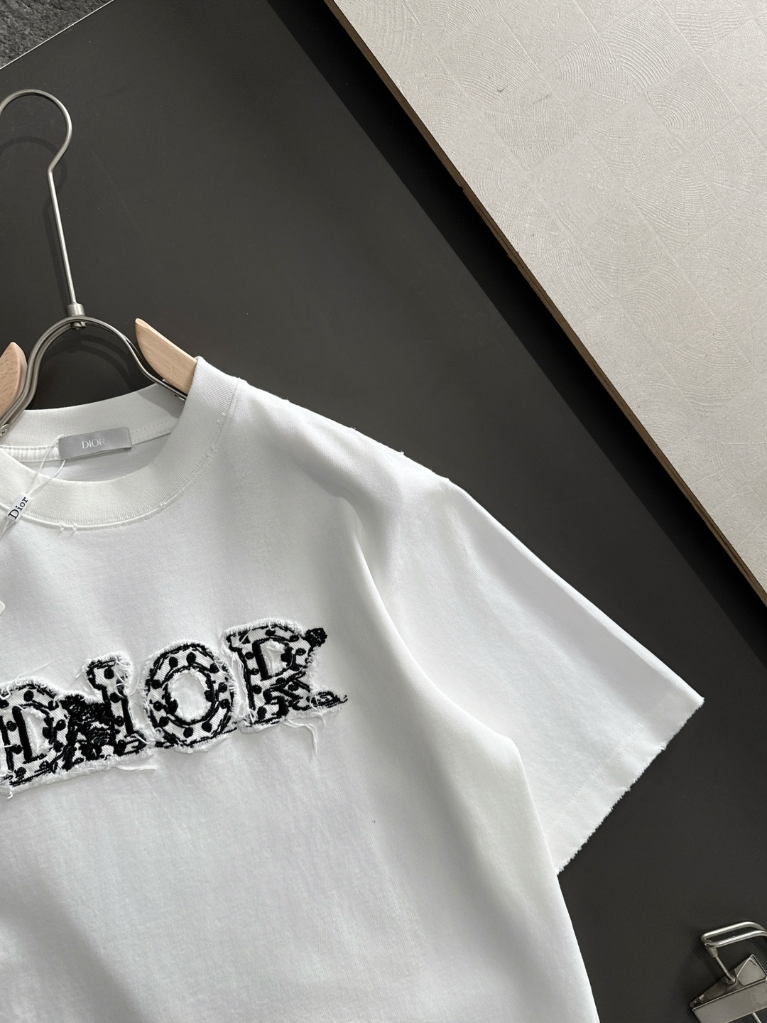 （高版本）CD 2026SS春夏最新款圆领时尚短袖T恤，官网同步，专柜纯棉面料！贴肤舒适，耐看又好穿，领