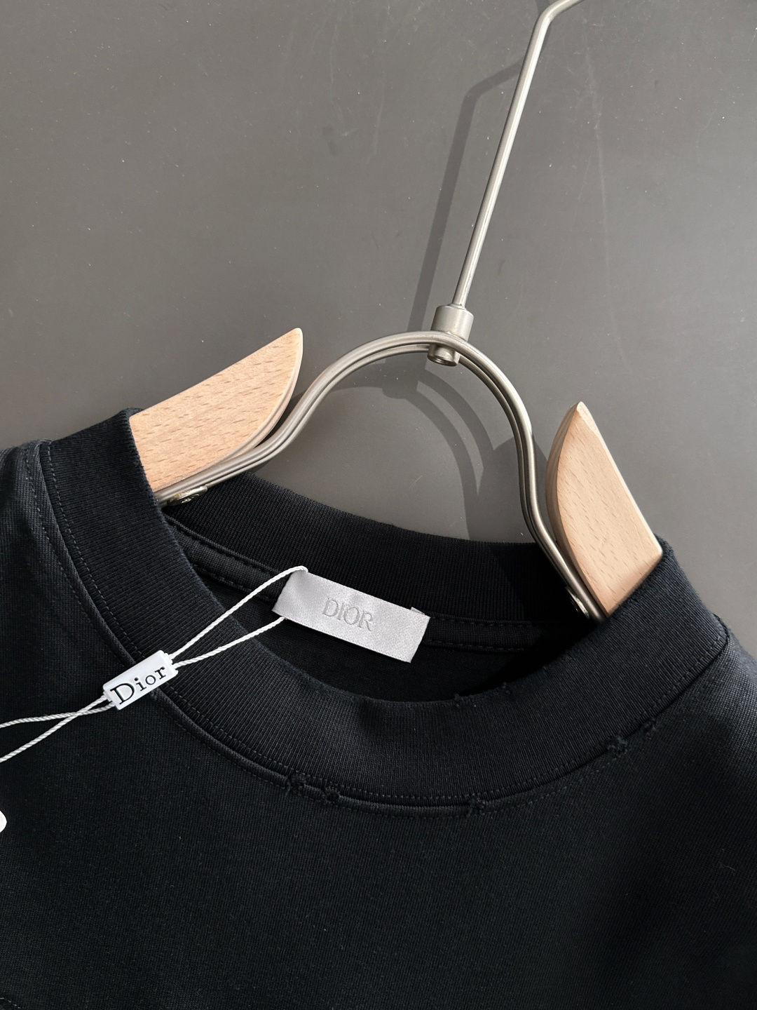 （高版本）CD 2026SS春夏最新款圆领时尚短袖T恤，官网同步，专柜纯棉面料！贴肤舒适，耐看又好穿，领