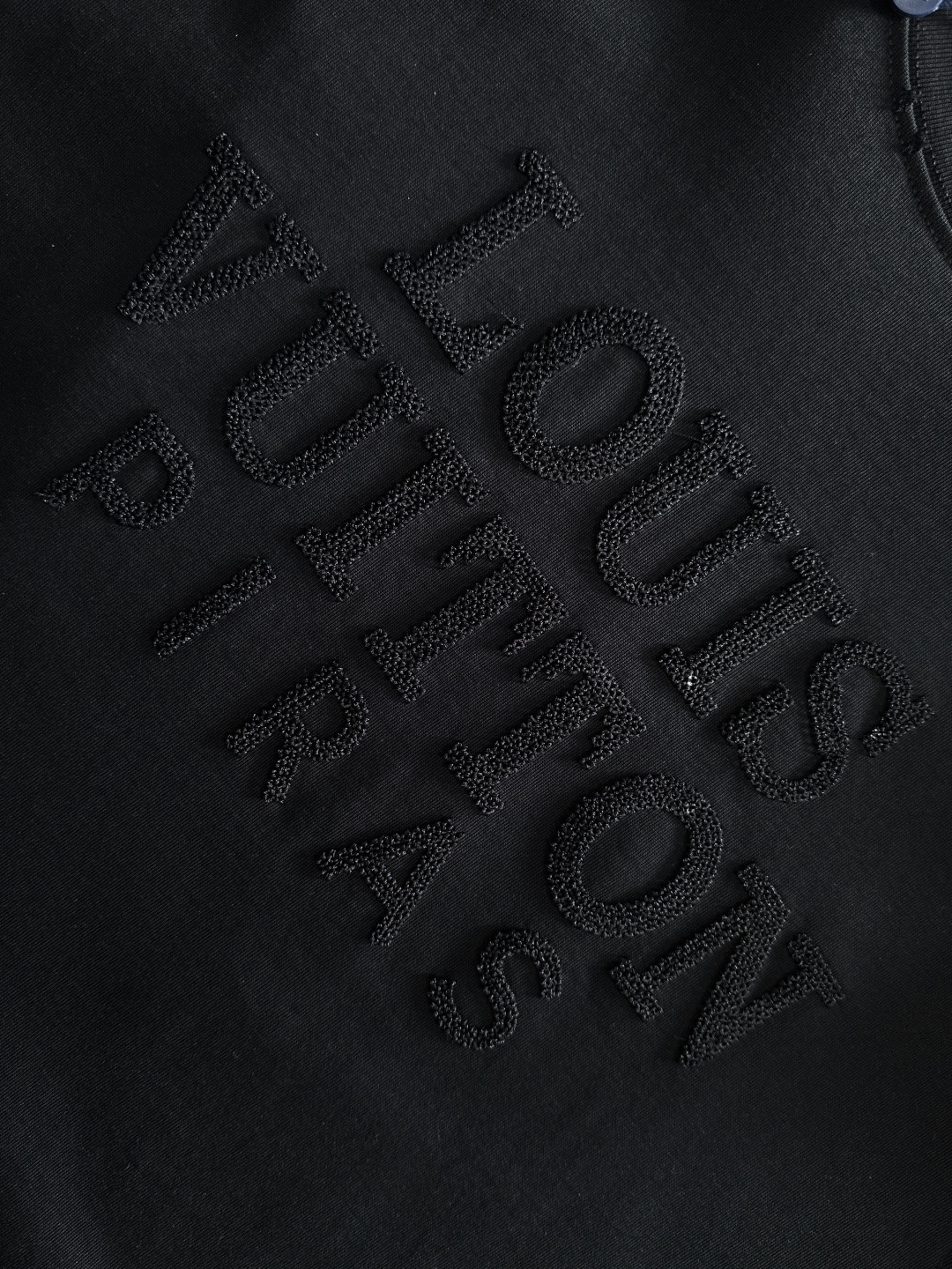 （高版本）1V 2026SS春夏最新款圆领时尚短袖T恤，官网同步，专柜纯棉面料！贴肤舒适，耐看又好穿，领