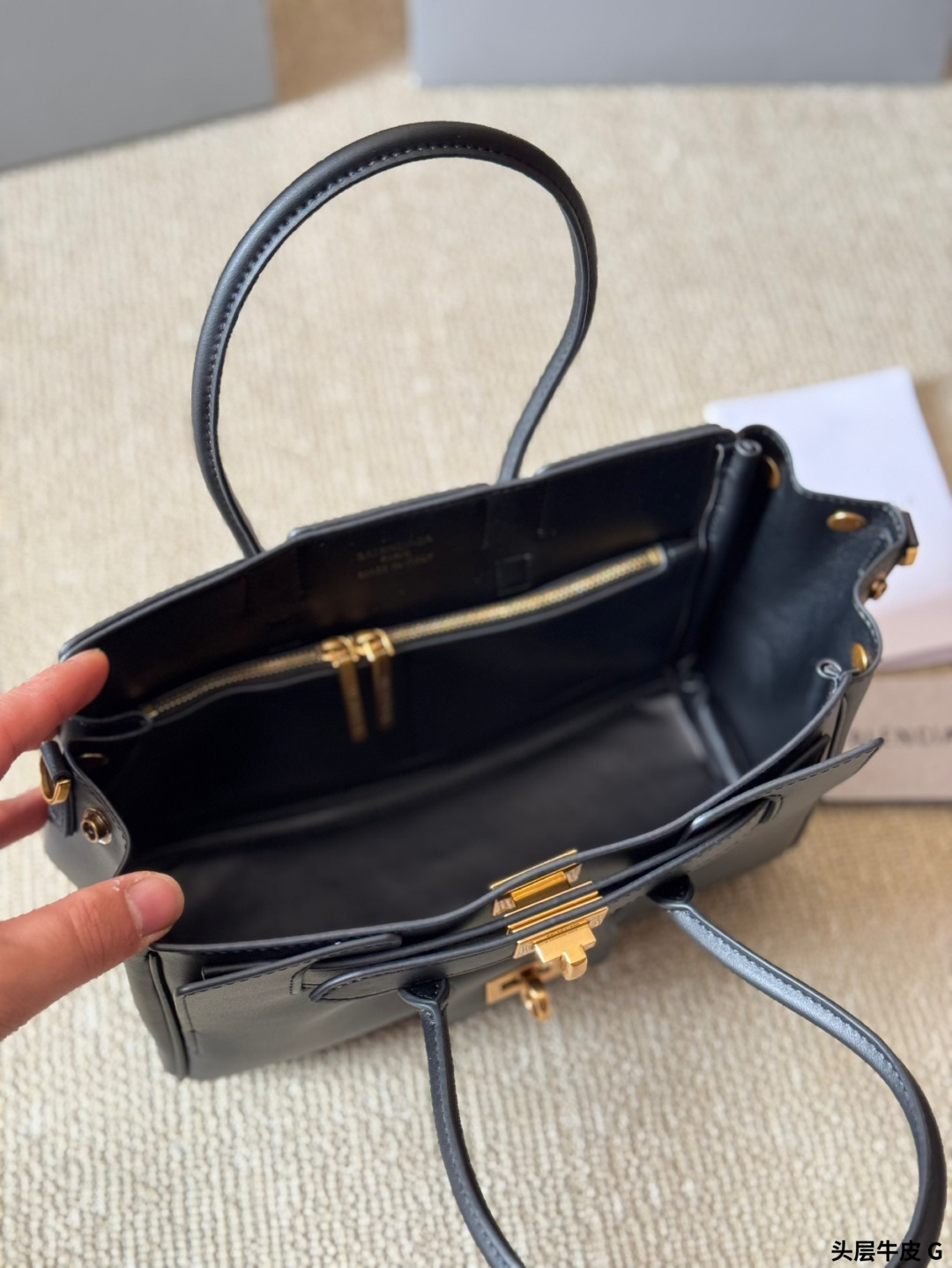 Balenciaga bag look | mini — photo 10