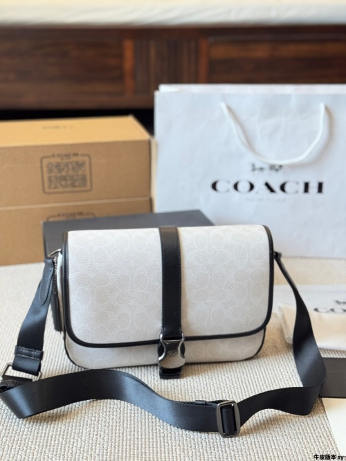 Coach League Messenger Bag with Signature Print, Elegant and Practical 1 Coach League Messenger Bag with Signature Print, Elegant and Practical