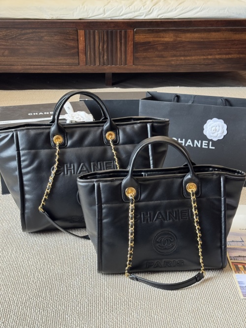 Chanel 23P Tote Beach Bag Large Capacity Travel Bag,38cm * 33cm 1 Chanel 23P Tote Beach Bag Large Capacity Travel Bag,38cm * 33cm
