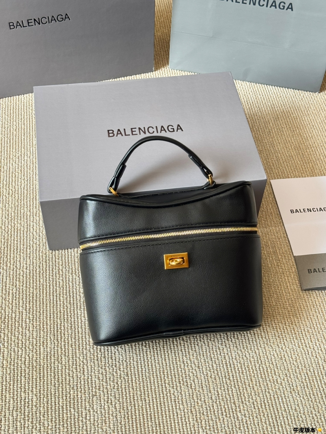 Balenciaga bag Balenciaga | Rodeo Vanity — photo 8