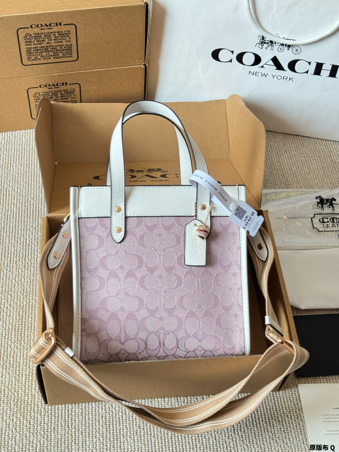 Tela original Coach ｜Field Tote bolso tote por fin llegó～～ lleva el bolso pequeño a la calle. Esta temporada Coach adem…