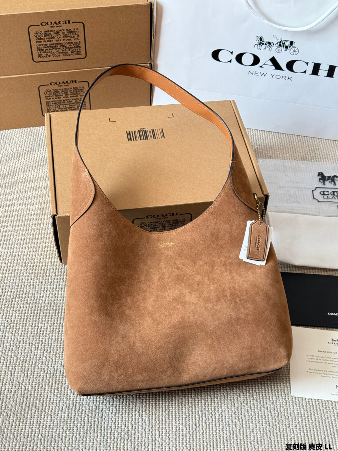 Réplica de gamuza Coach | bolso Brooklyn de hombro, este bolso de hombro Brooklyn tiene un diseño elegante y simple, mo…