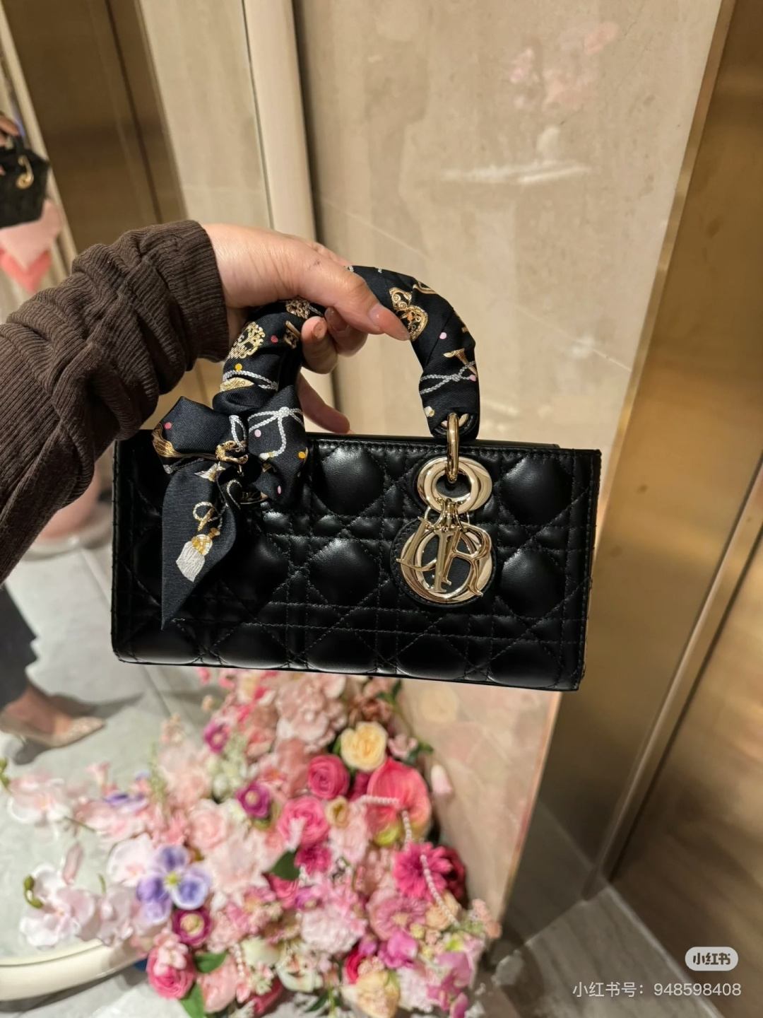 _dqY9srxImReHbKFRcVor5CltVI0zp5iXsefKK6w