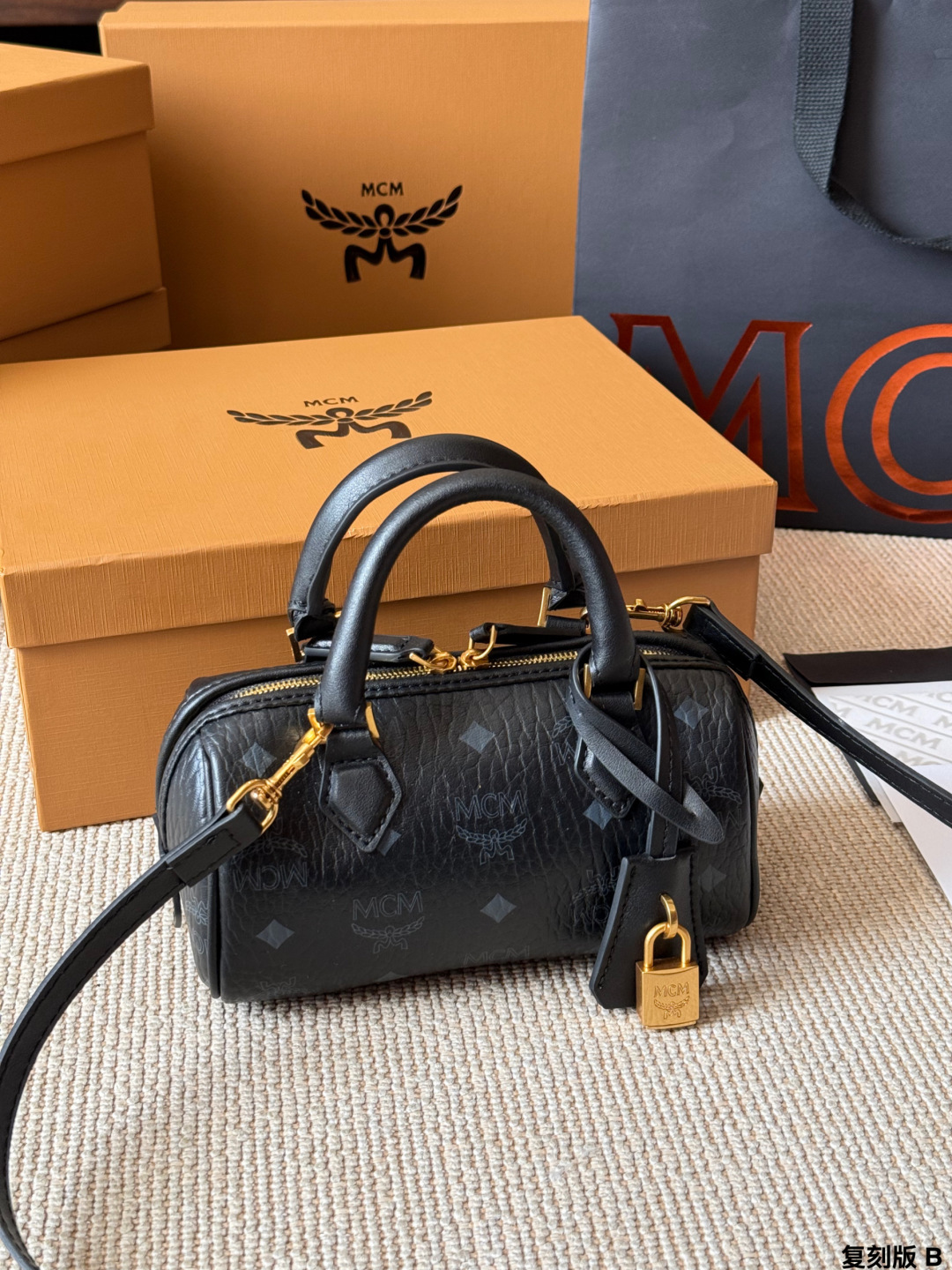 _dt_9sLrFNsE_9tMhWmT-UMAWzywFF8uJGCRXZiA