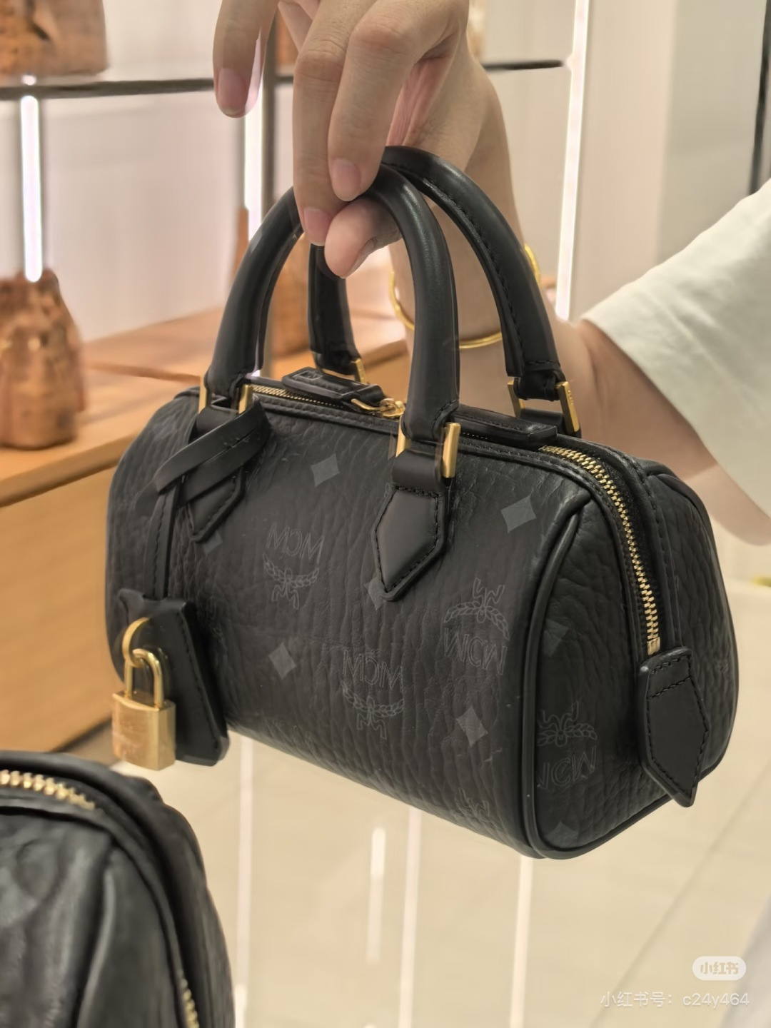 Bolso MCM Novedad — photo 3
