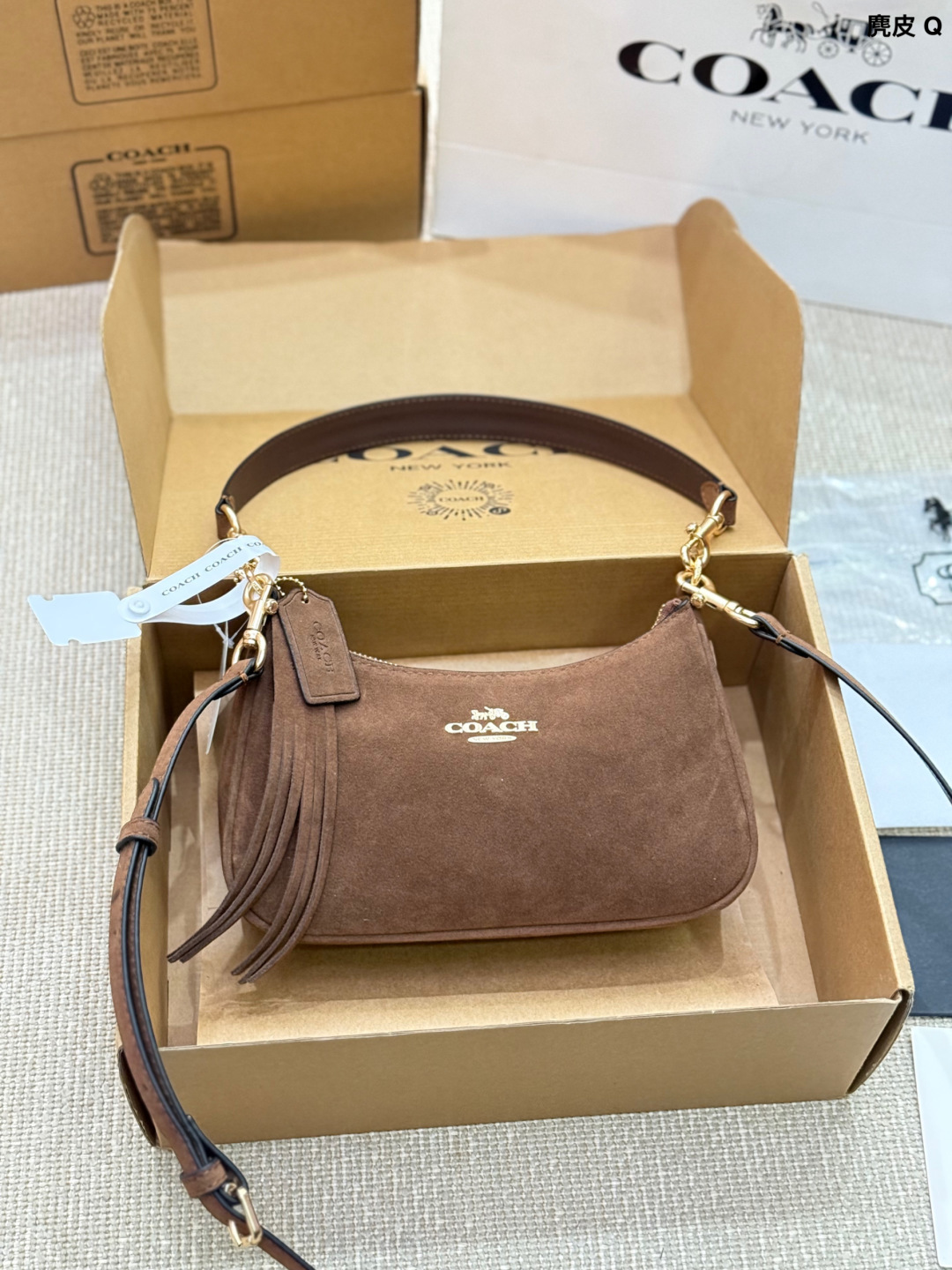 Ante Coach mini Teri bolso de ante para llevar bajo el brazo 👜 Bolso mini Teri de Coach, material de ante para otoño/i…
