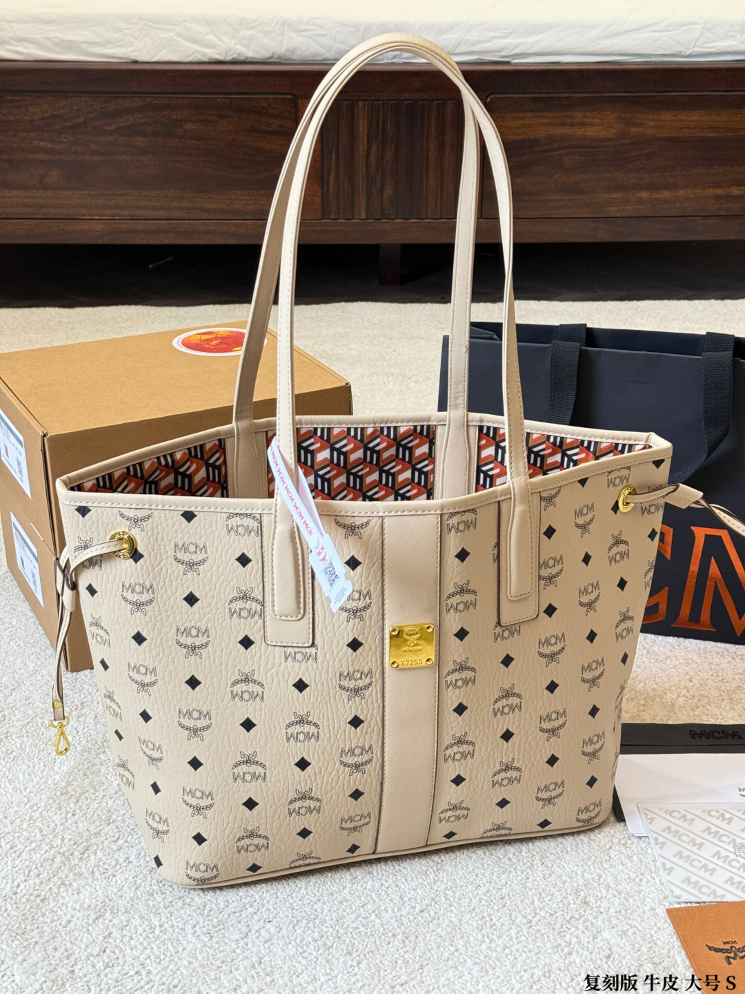 MCM bag Original single cowhide large size — photo 3