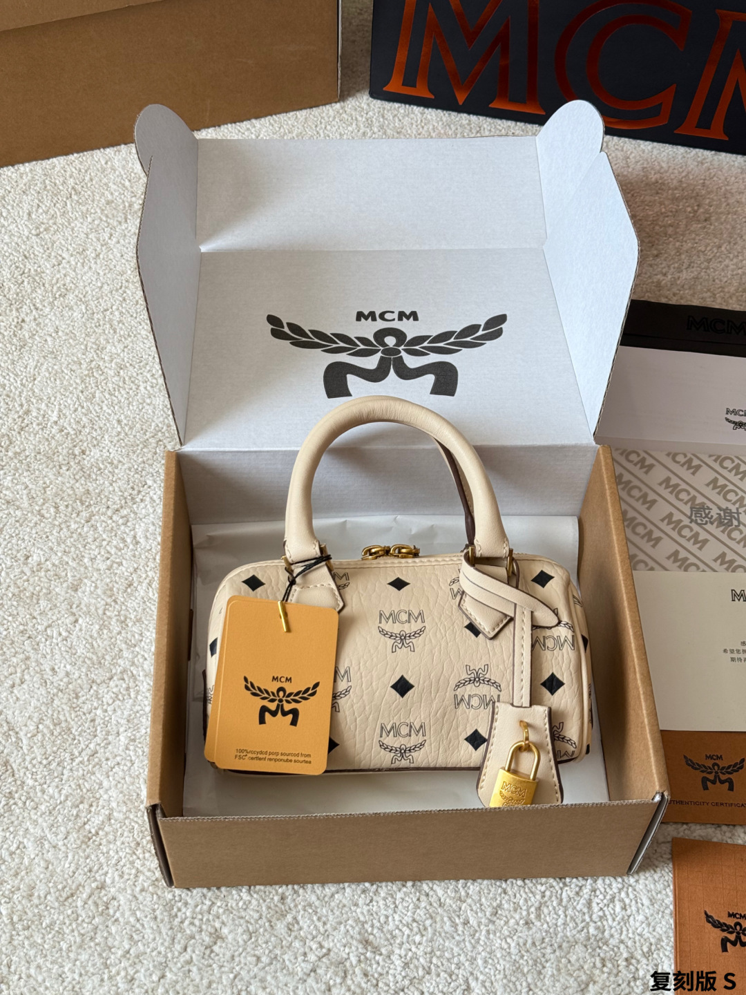 _dro9s-Y_p_71LoidD1m85kBceGnsE_lcjj-az2w