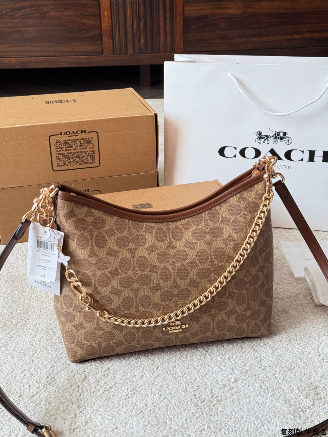 Réplica con colgante (material de nuevo modelo de tienda) COACH ¡Nuevo! Bolso Laurel, el clásico bolso luna de Coach, c…