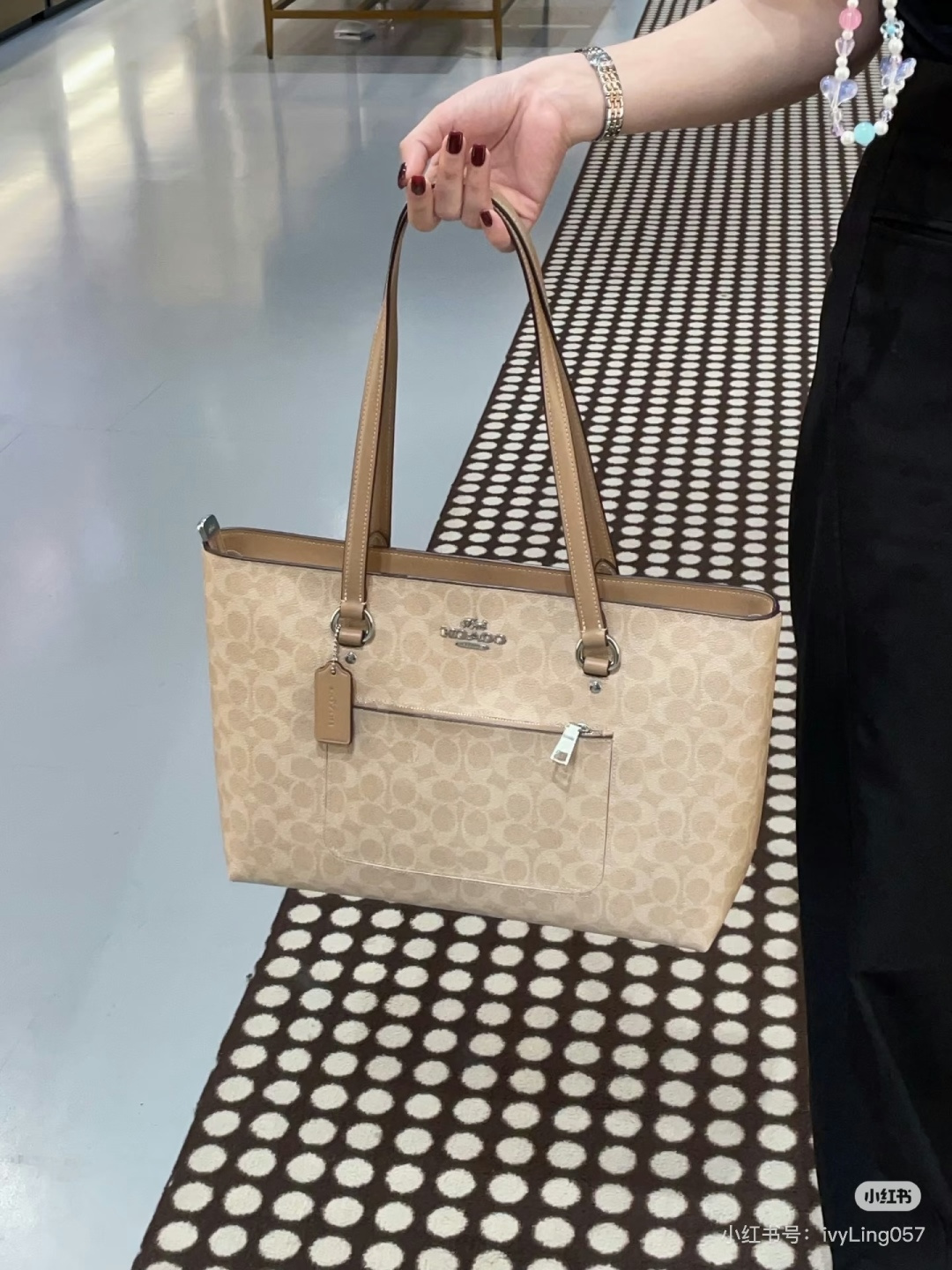 _dgG9sM_zLkPeoFA-DAtpaHzsUXAumrCI9_IOYYQ