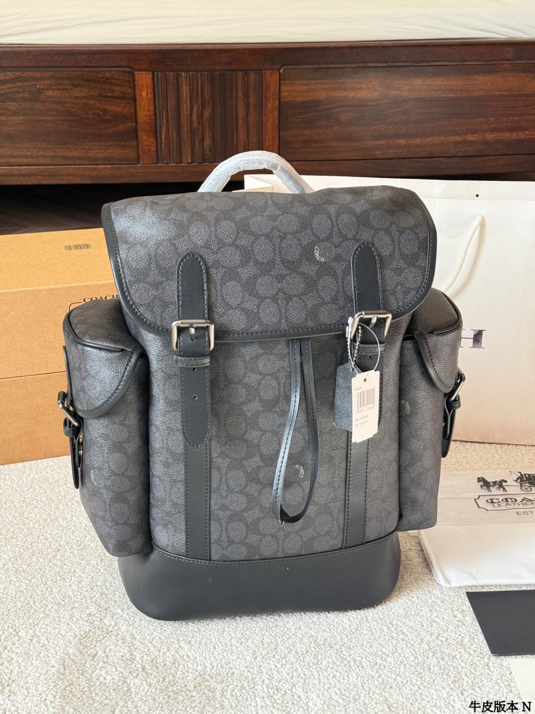 Versión de piel de vaca COACH Hitch mochila, COACH Hitch mochila, clásica lona con estampado + ribete de cuero de textu…