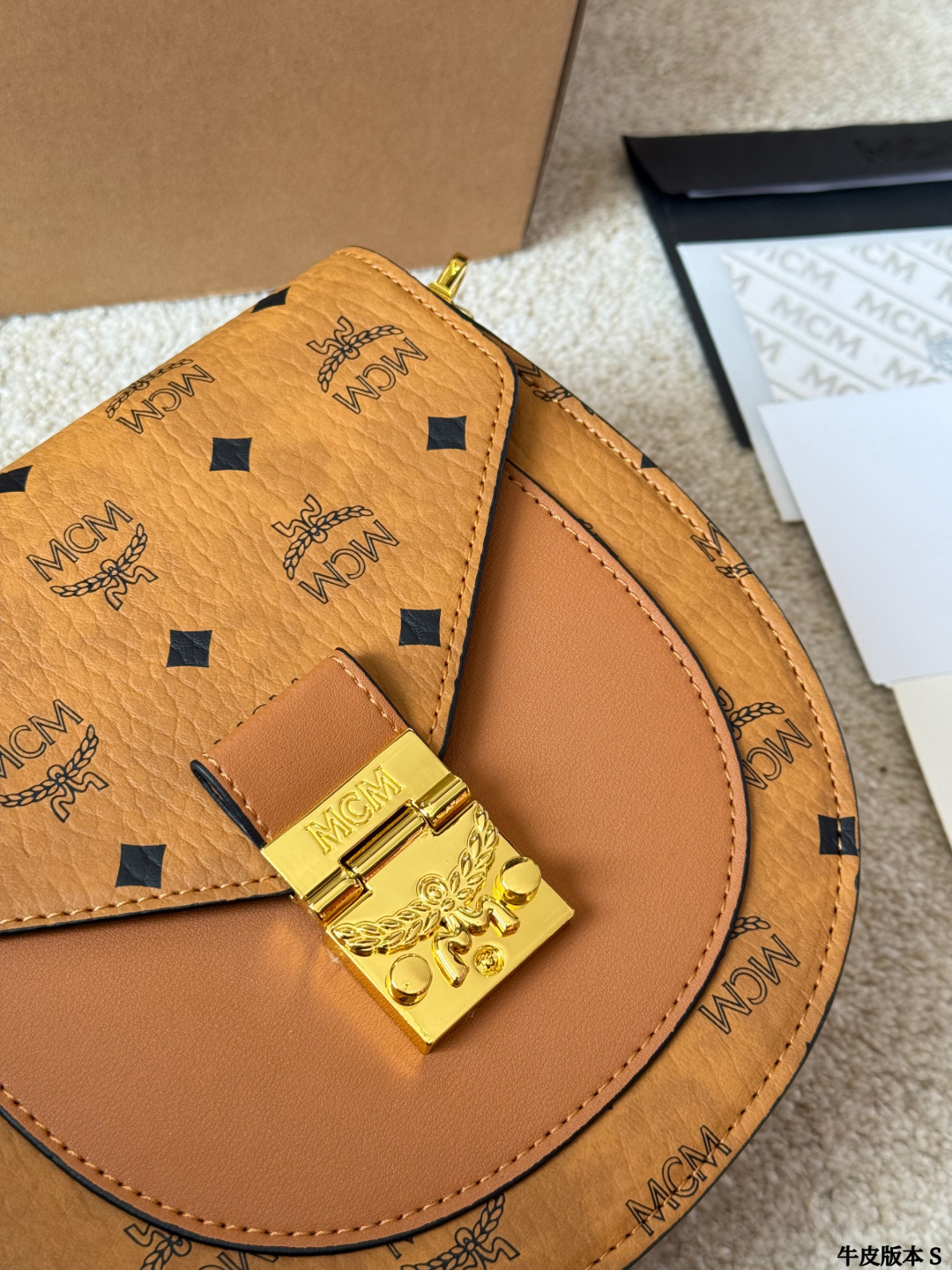 Bolsa MCM Versão em couro — photo 8