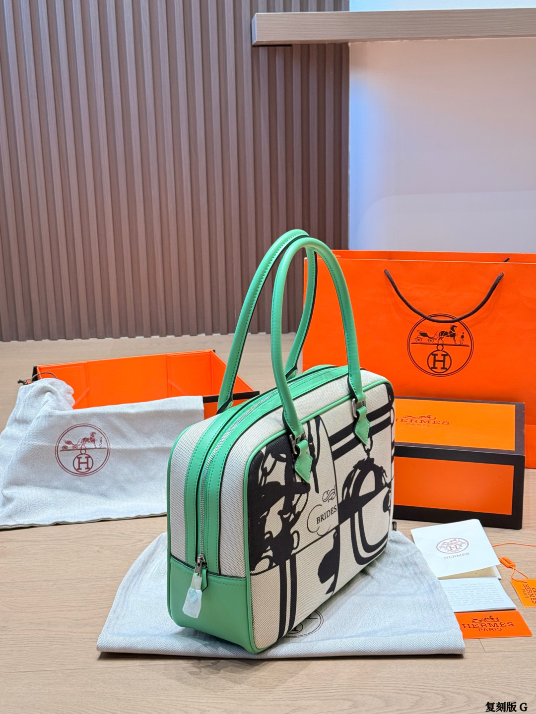 Hermes Brides White Black Green everyday