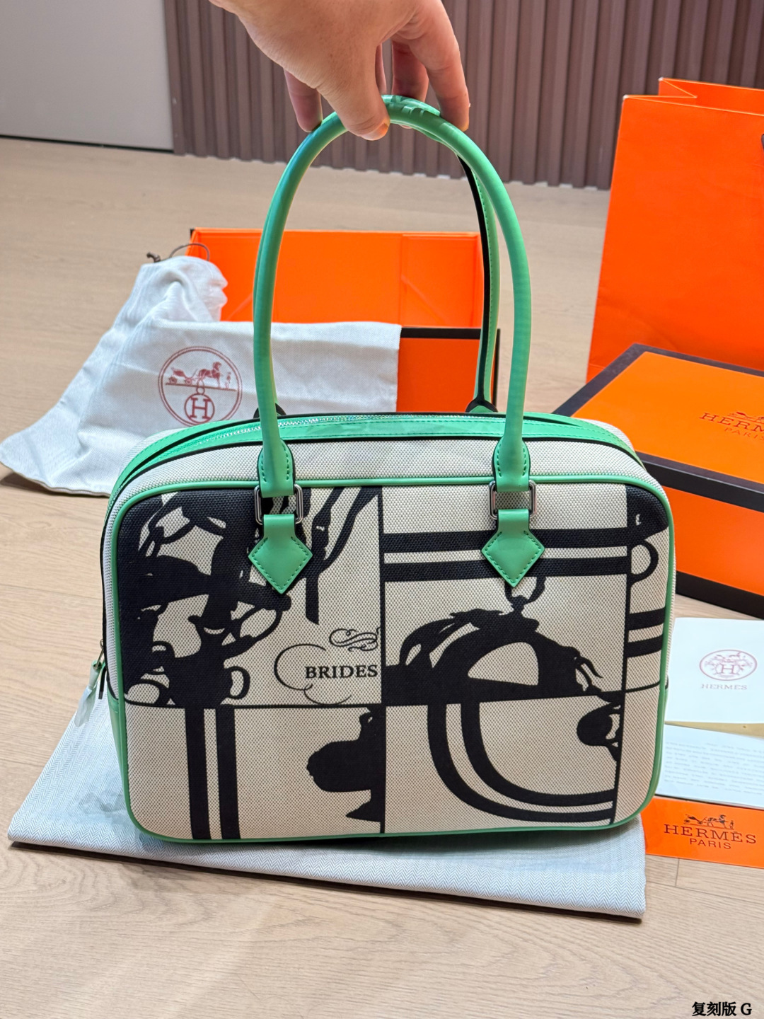 Hermes Brides White Black Green everyday