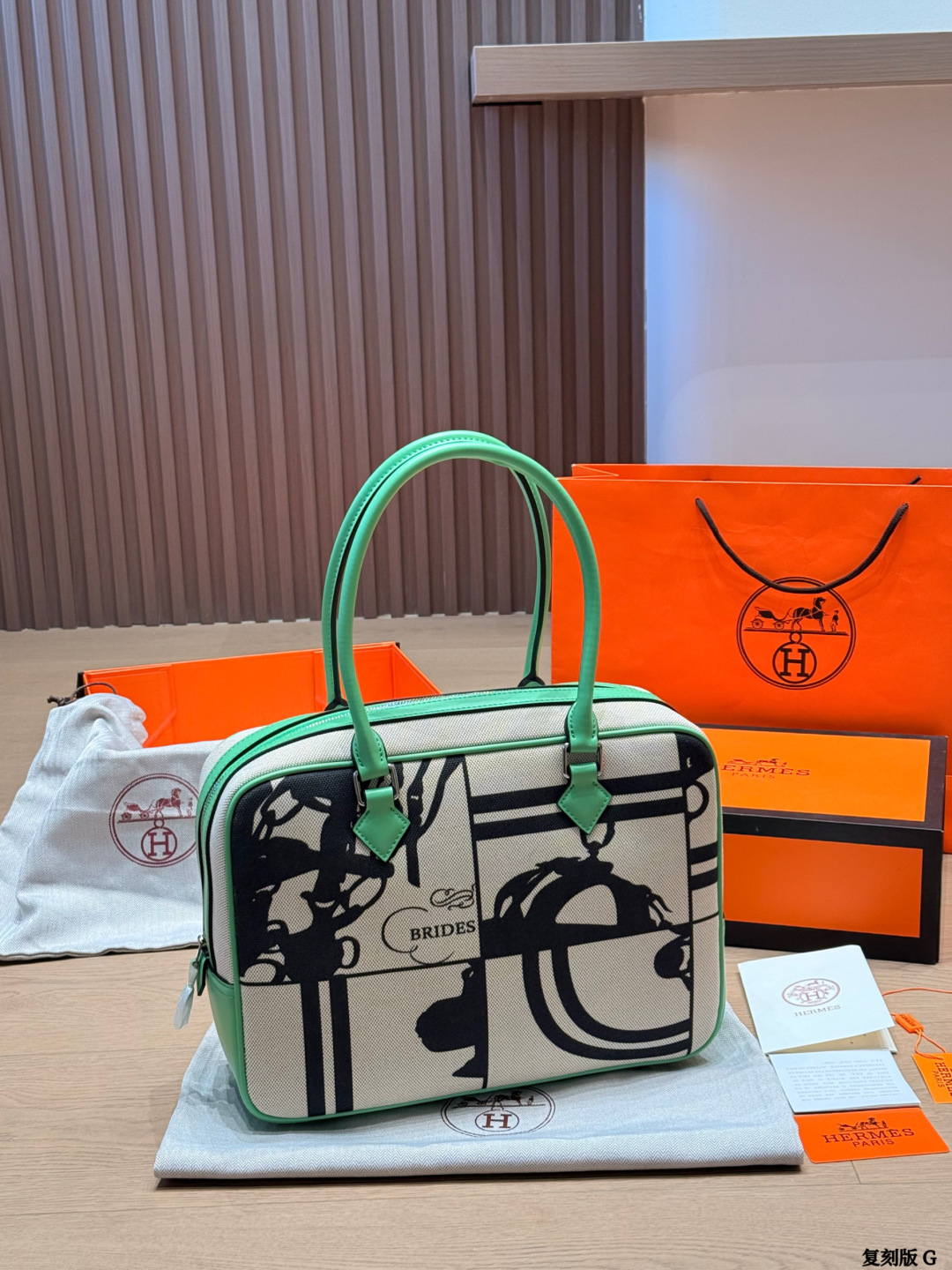Hermes Brides White Black Green everyday