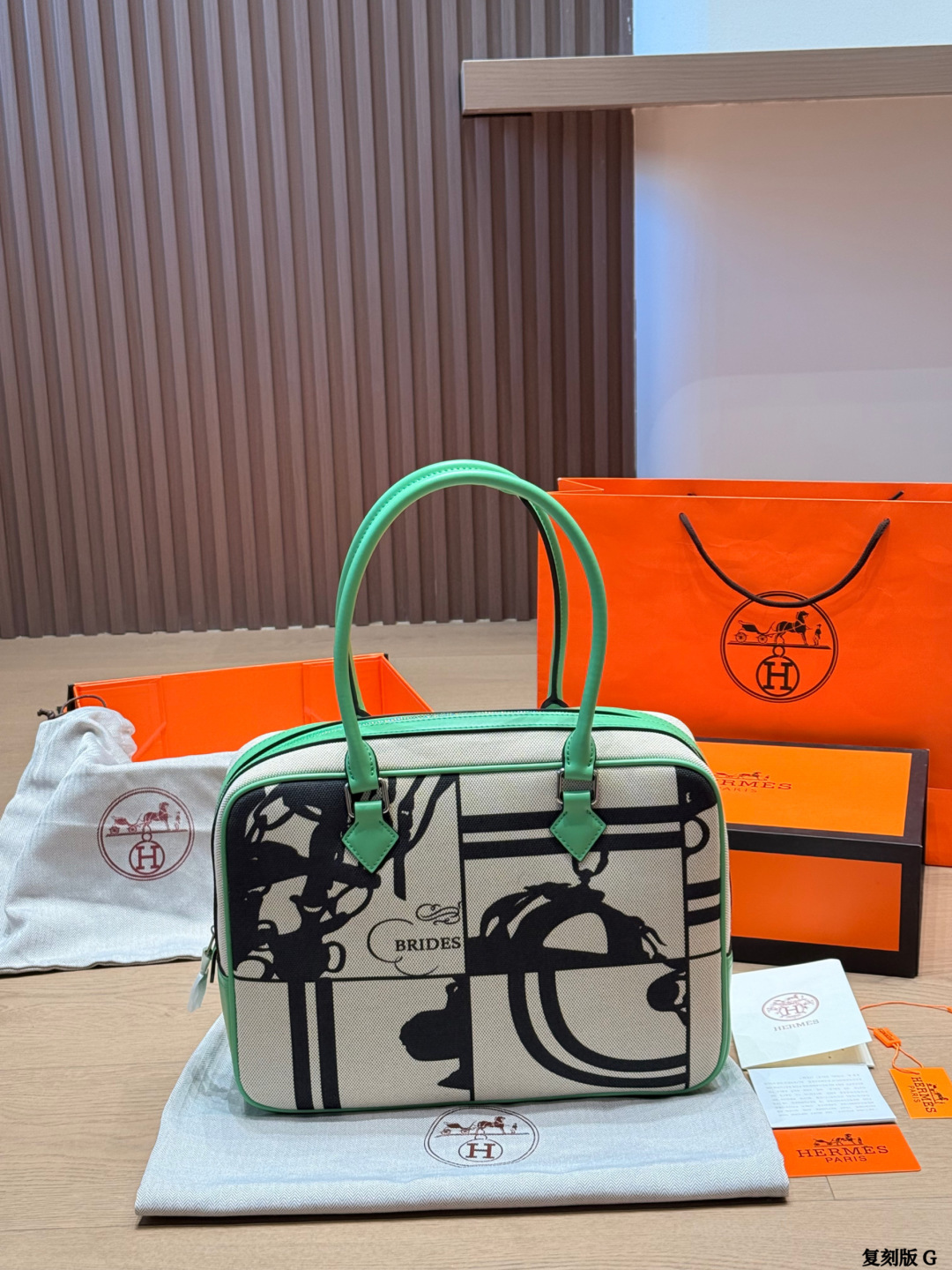 Hermes Brides White Black Green everyday