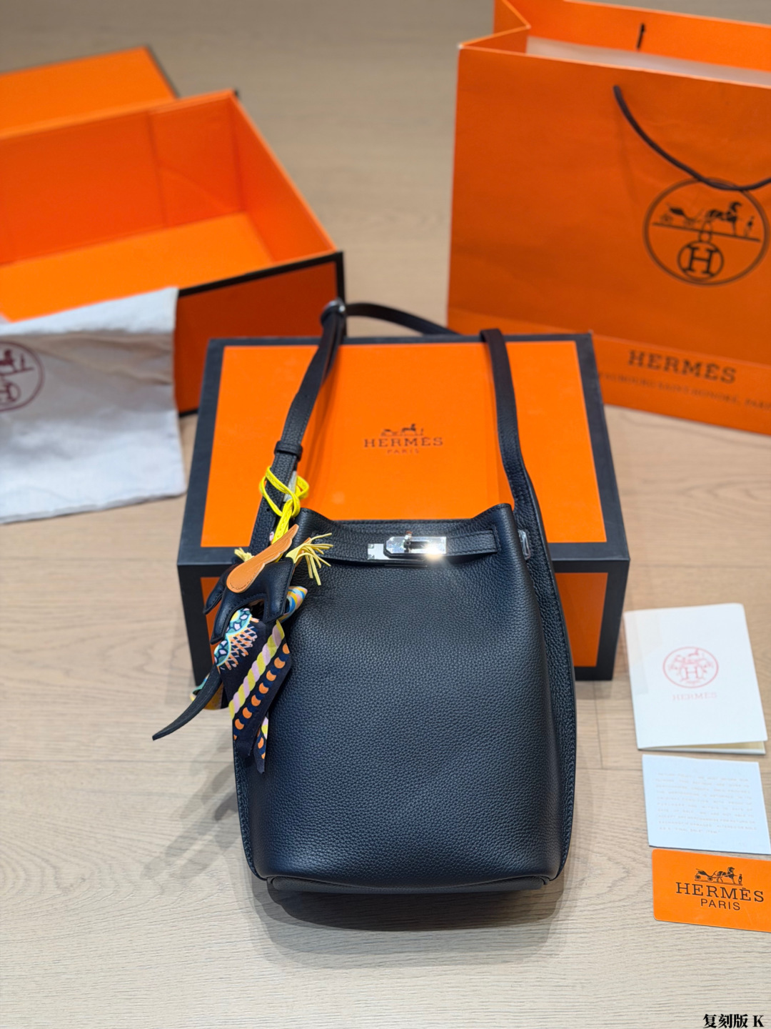 Hermes So Kelly Black leather shoulder everyday