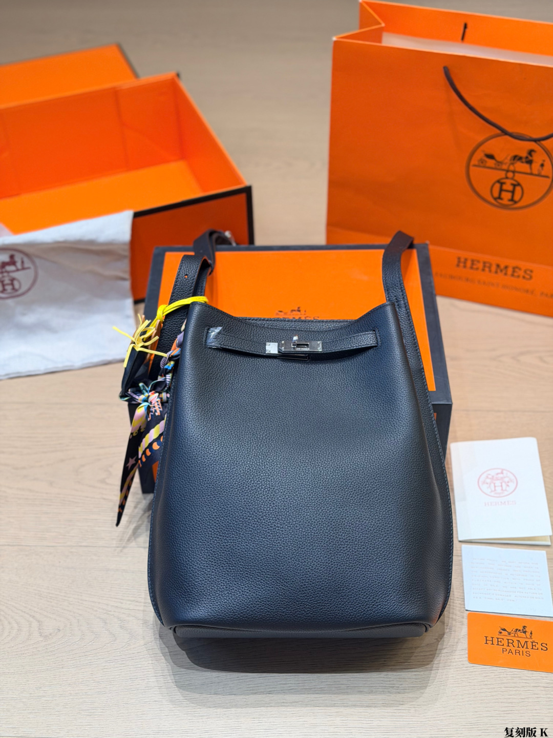 Hermes So Kelly Black leather shoulder everyday