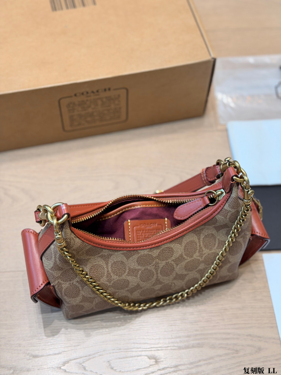 COACH bag Coach Hobo ​​ C logo + — photo 8