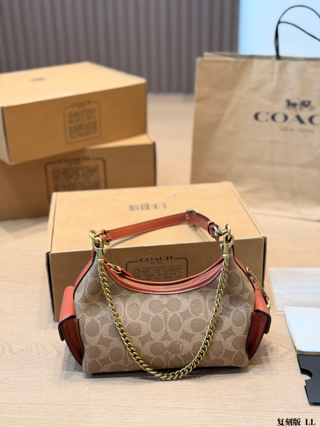 COACH bag Coach Hobo ​​ C logo + — photo 7