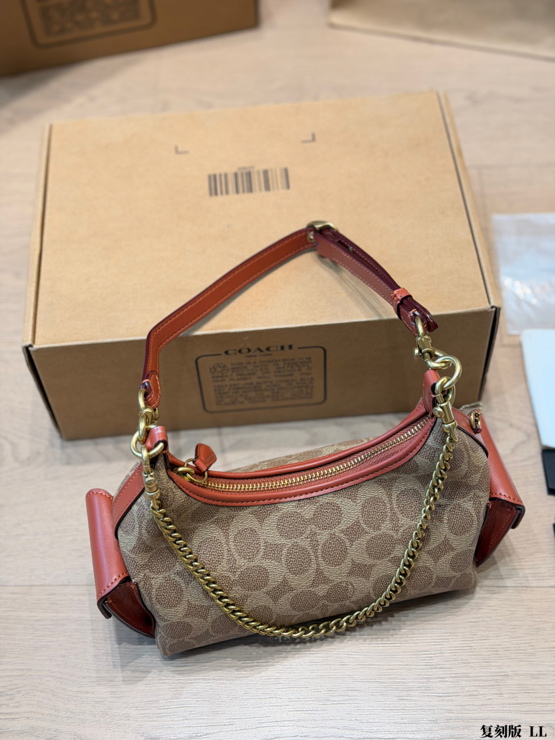 COACH bag Coach Hobo ​​ C logo + — photo 5