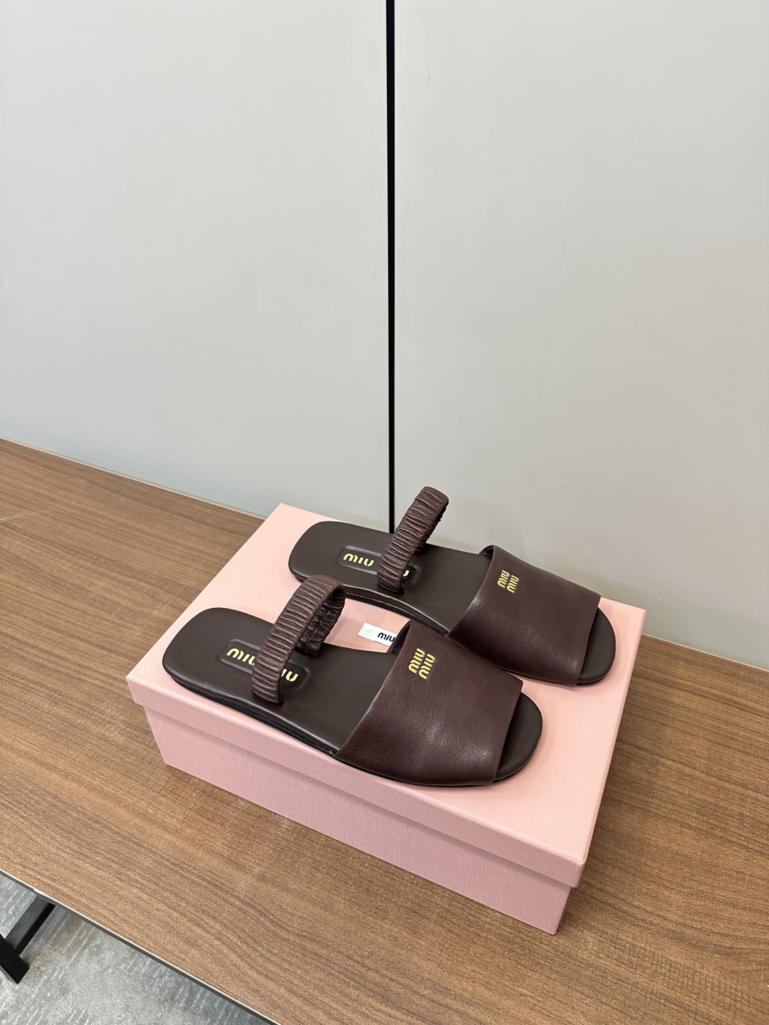 [Miu Miu Women