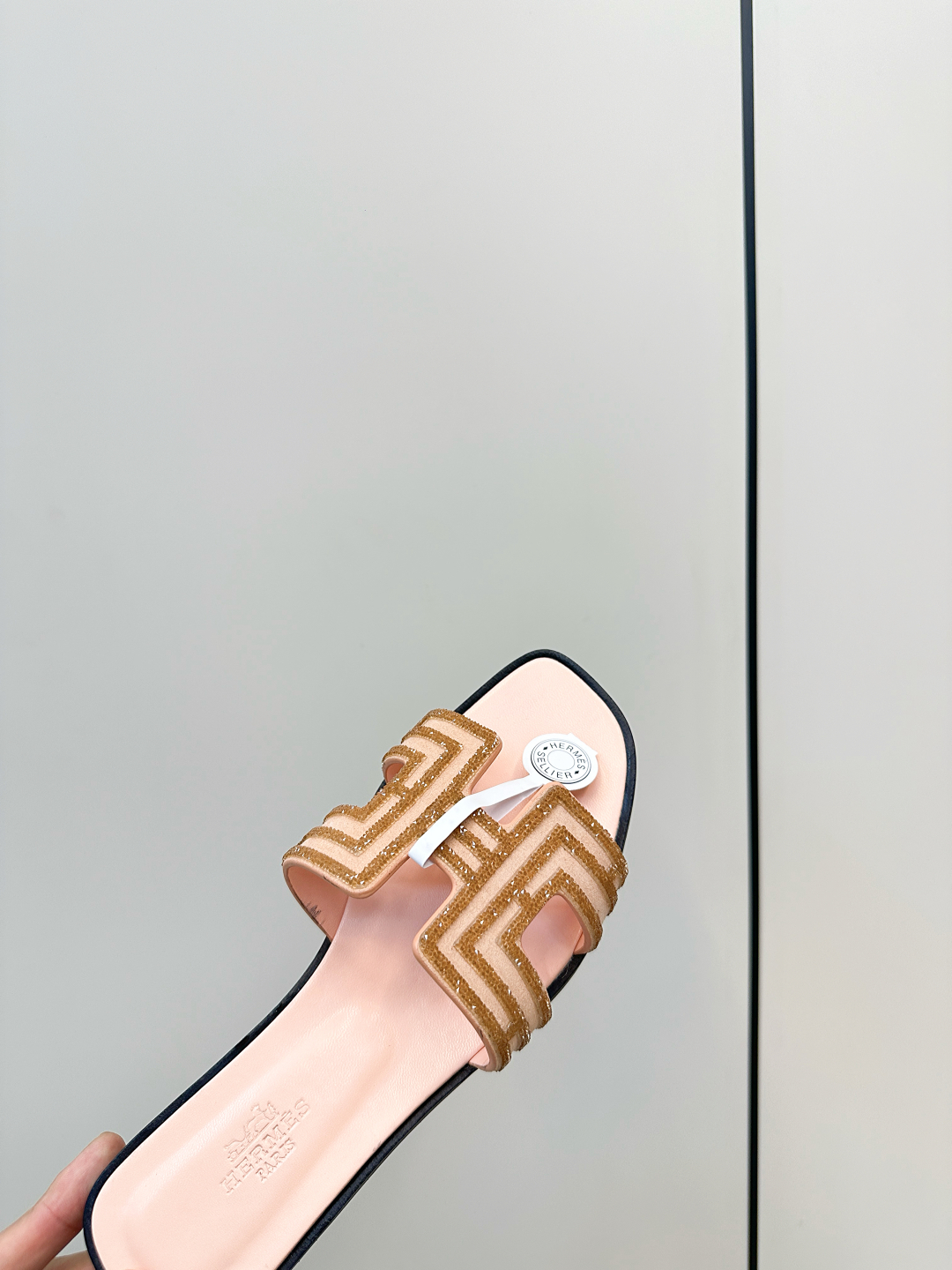 Hermes H Slippers: Chic Rhinestone Flat Sandals - Ultimate Comfort & Style 8 cmp i1750761469414 4236 0 6