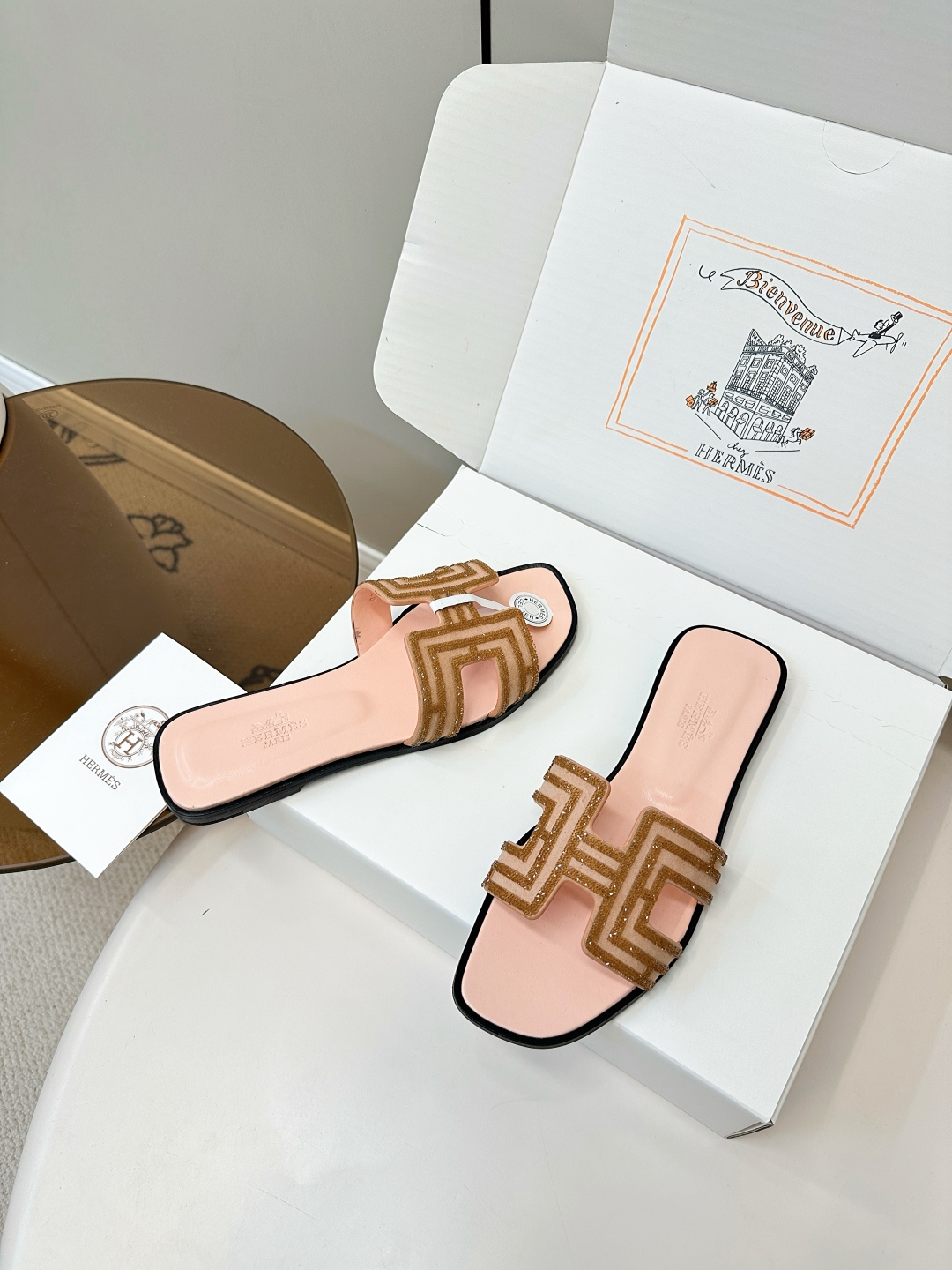 Hermes H Slippers: Chic Rhinestone Flat Sandals - Ultimate Comfort & Style 6 cmp i1750761469818 1551 0 4