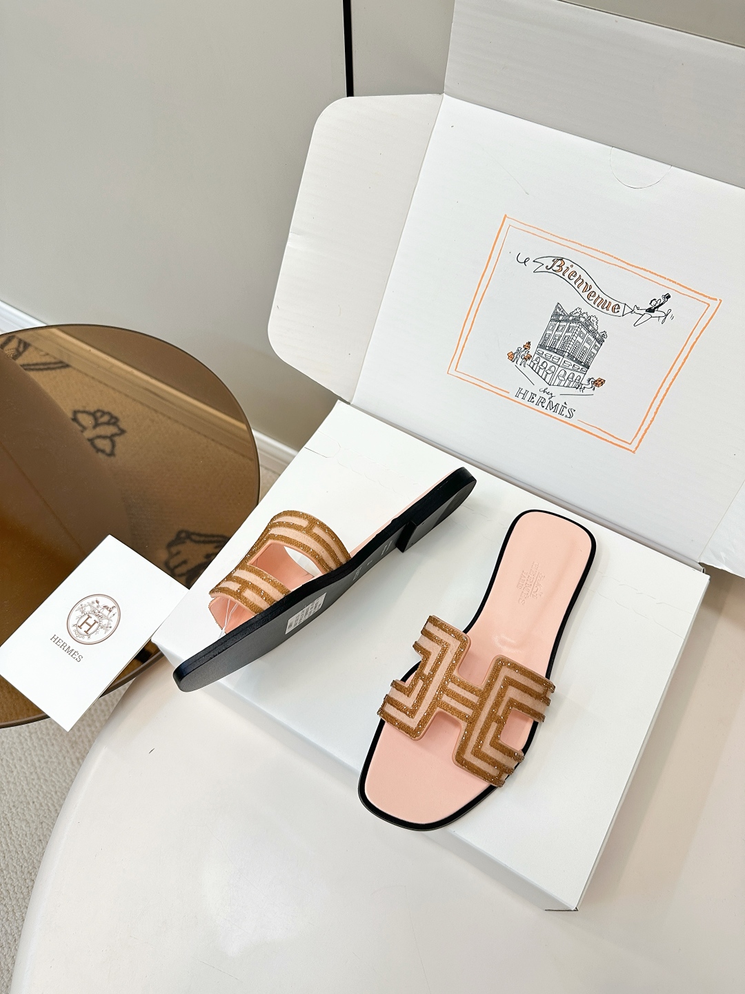 Hermes H Slippers: Chic Rhinestone Flat Sandals - Ultimate Comfort & Style 5 cmp i1750761475647 9941 0 3