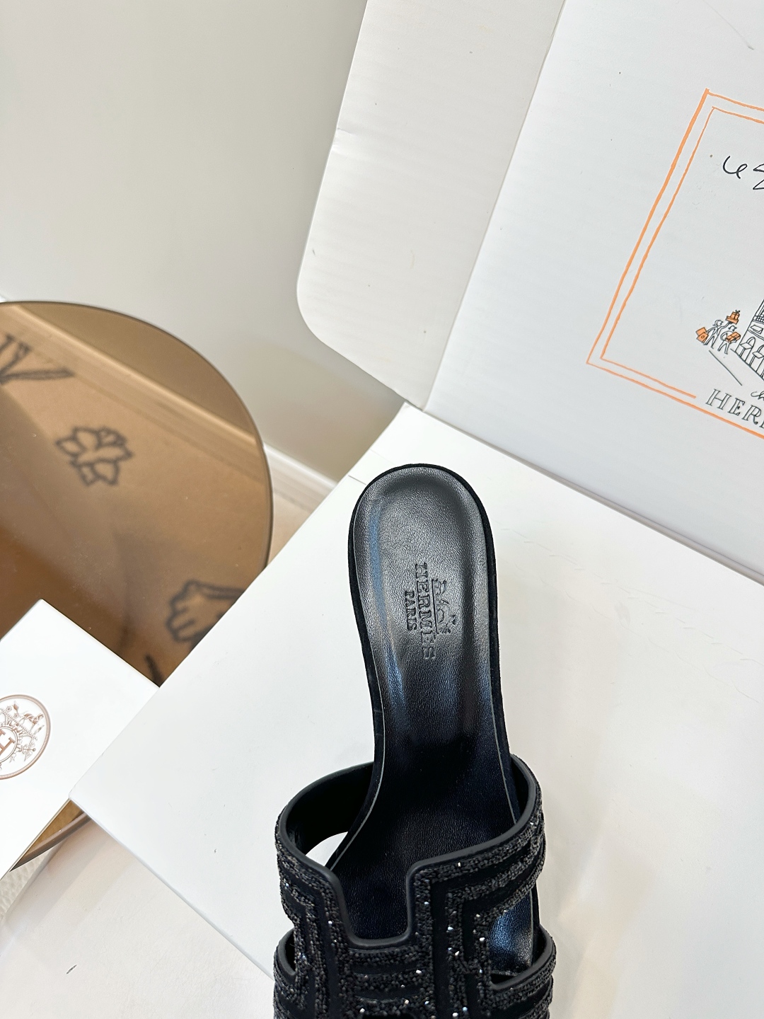 Hermes H-Slide Mid-Heel Sandals with Rhinestone Detail - Stylish & Comfy 9 cmp i1750762251133 6400 0 7