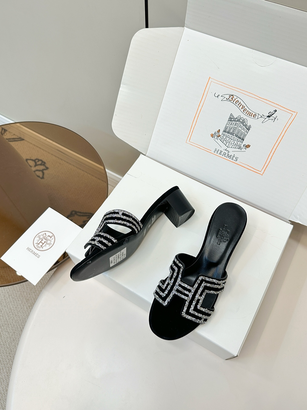 Hermes H-Slide Sandal with Rhinestone Embellishment | Comfortable & Stylish 6 cmp i1750762280894 884 0 4